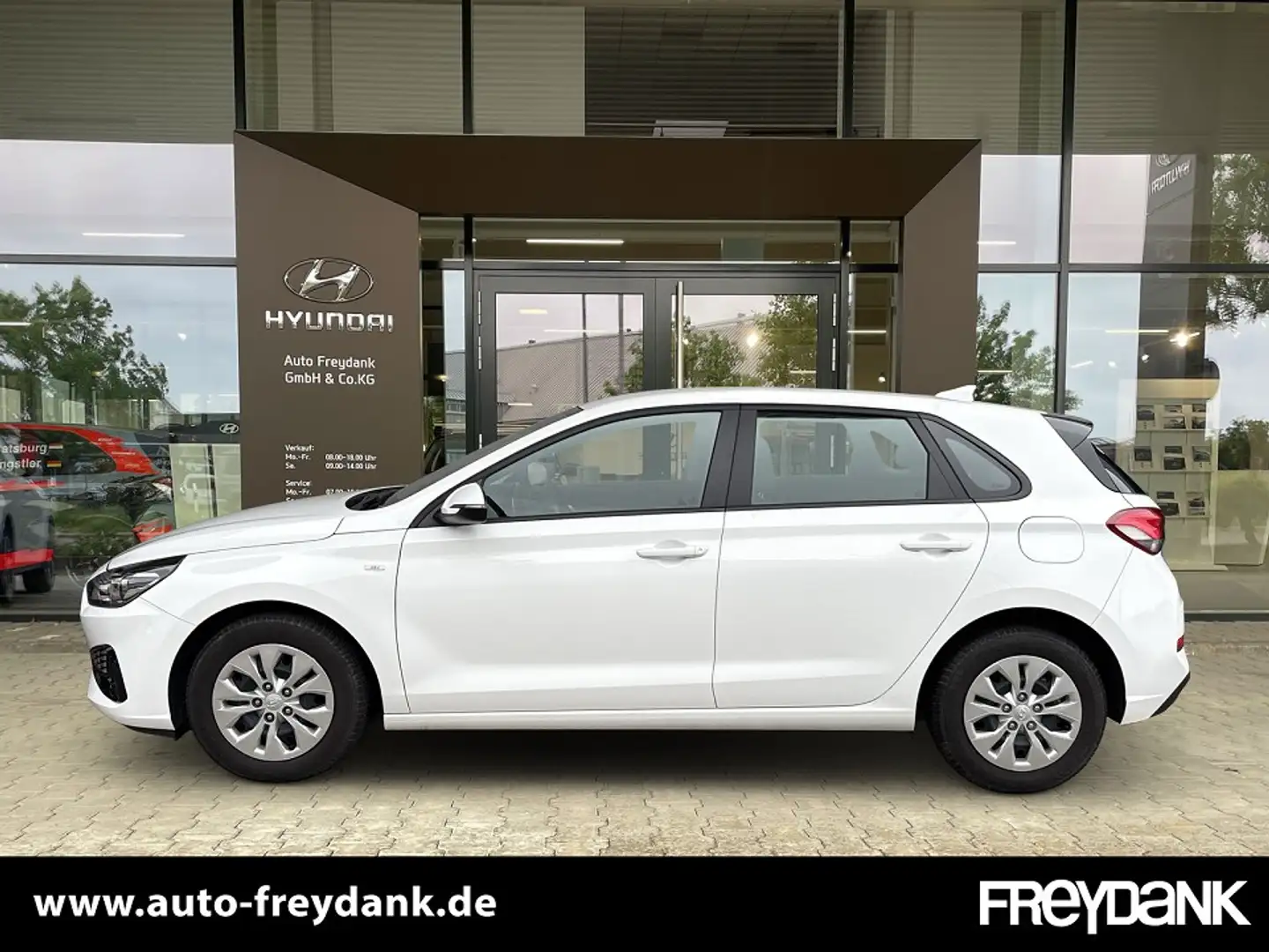 Hyundai i30 FL 5-Türer 1.0 T-GDi 7-DCT (48V) SELECT Funktionsp Weiß - 2