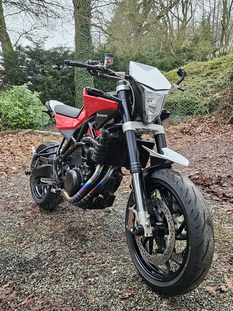 Husqvarna Nuda 900 R Rojo - 2