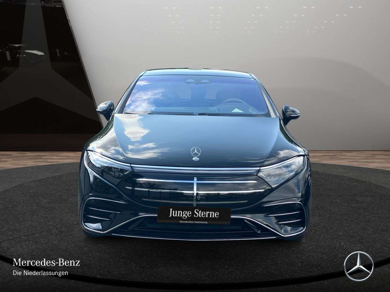 Mercedes-Benz EQS