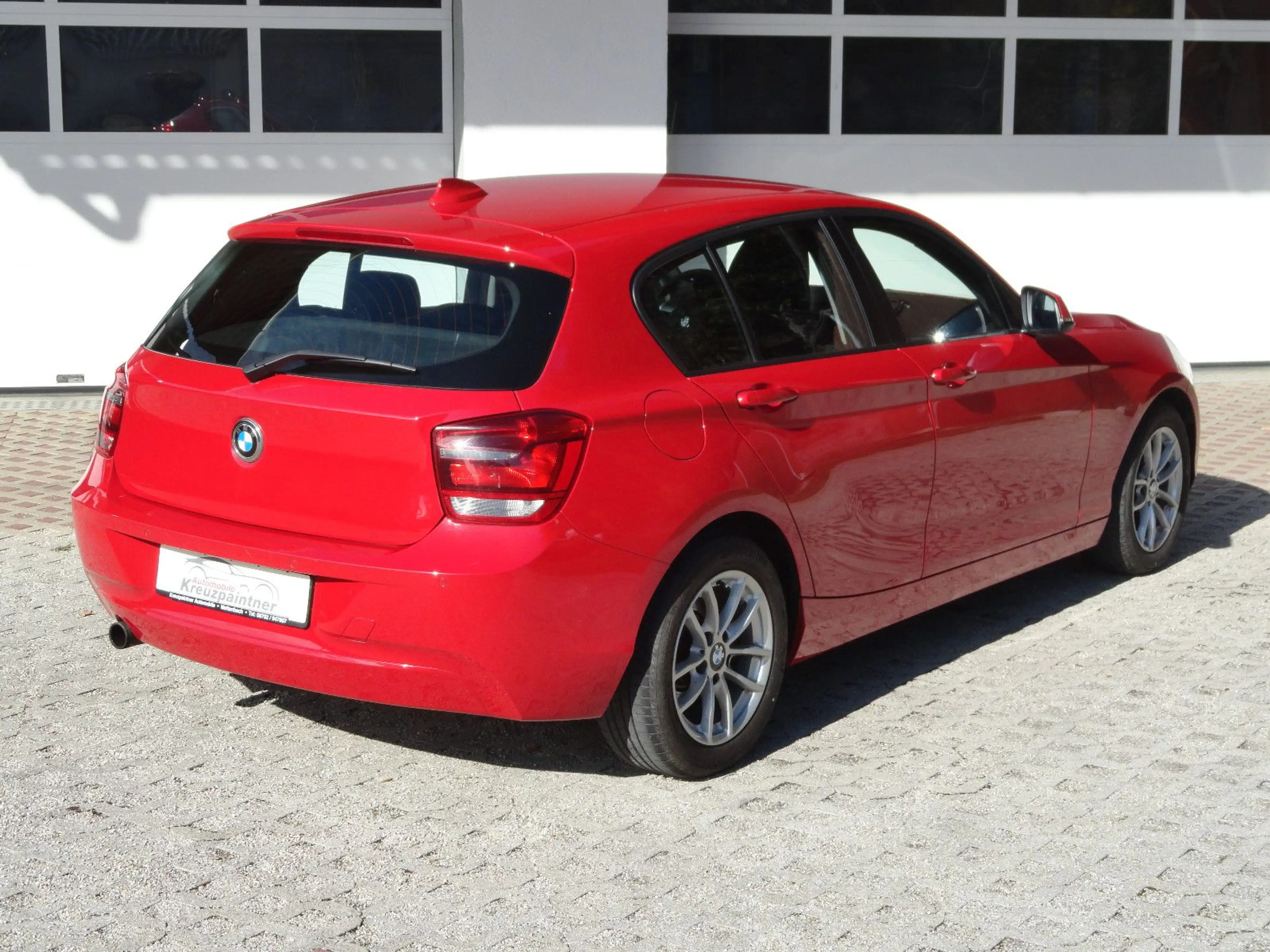BMW 116 i 5- trg.     2. Hand* Klima* AHK* Alu — photo 4