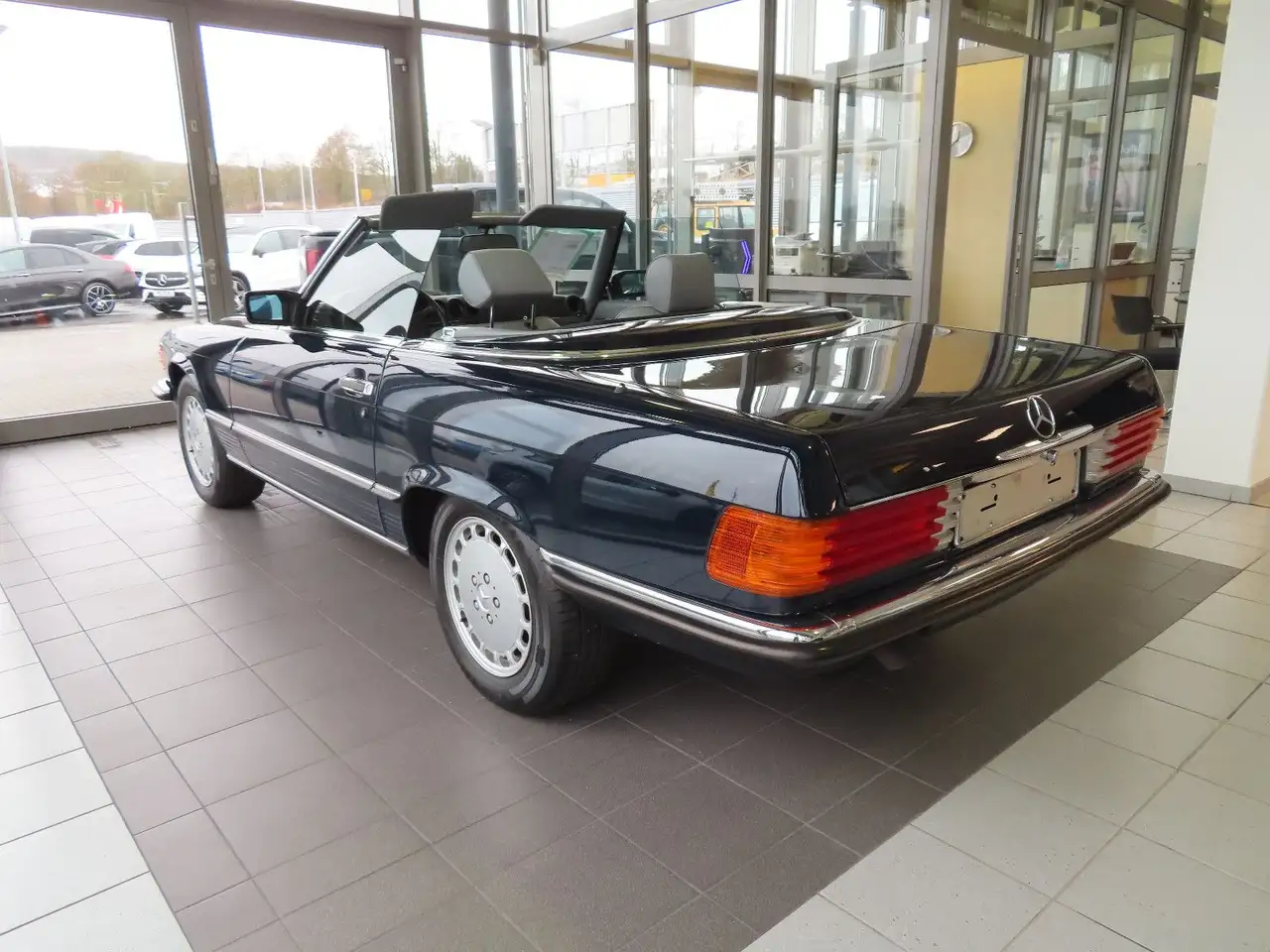 Mercedes-Benz SL 300 R 107 25 TKM KLIMA DEUTSCHES AUTO, foto 4