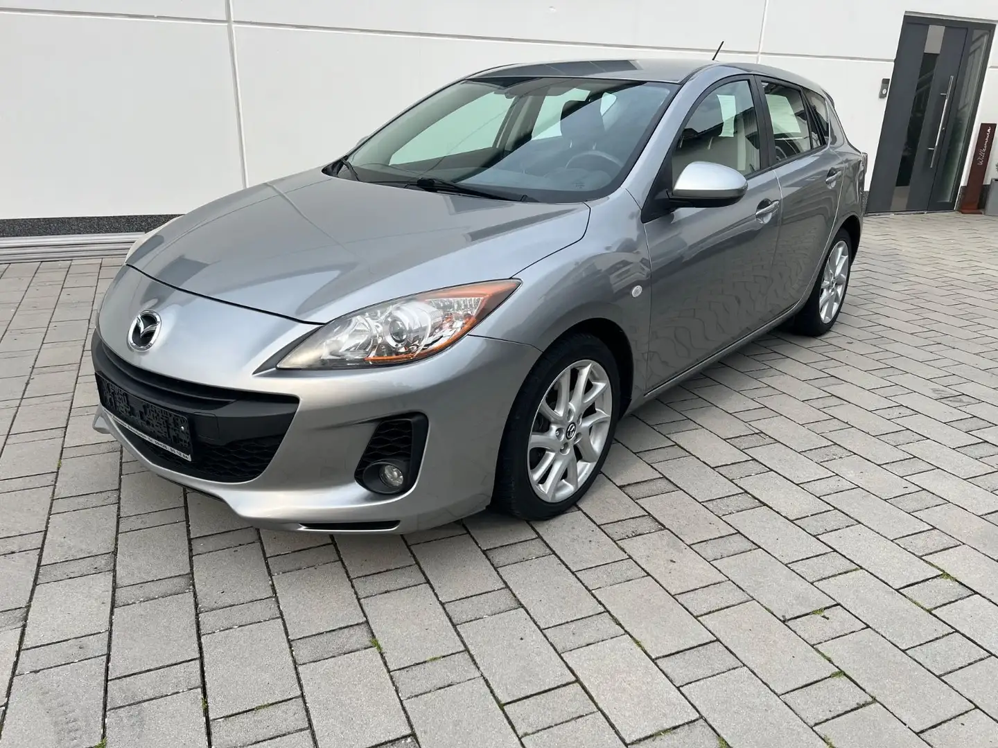 Mazda 3 Lim. Edition Klimaaut Navi Tempomat SHZ Argent - 1