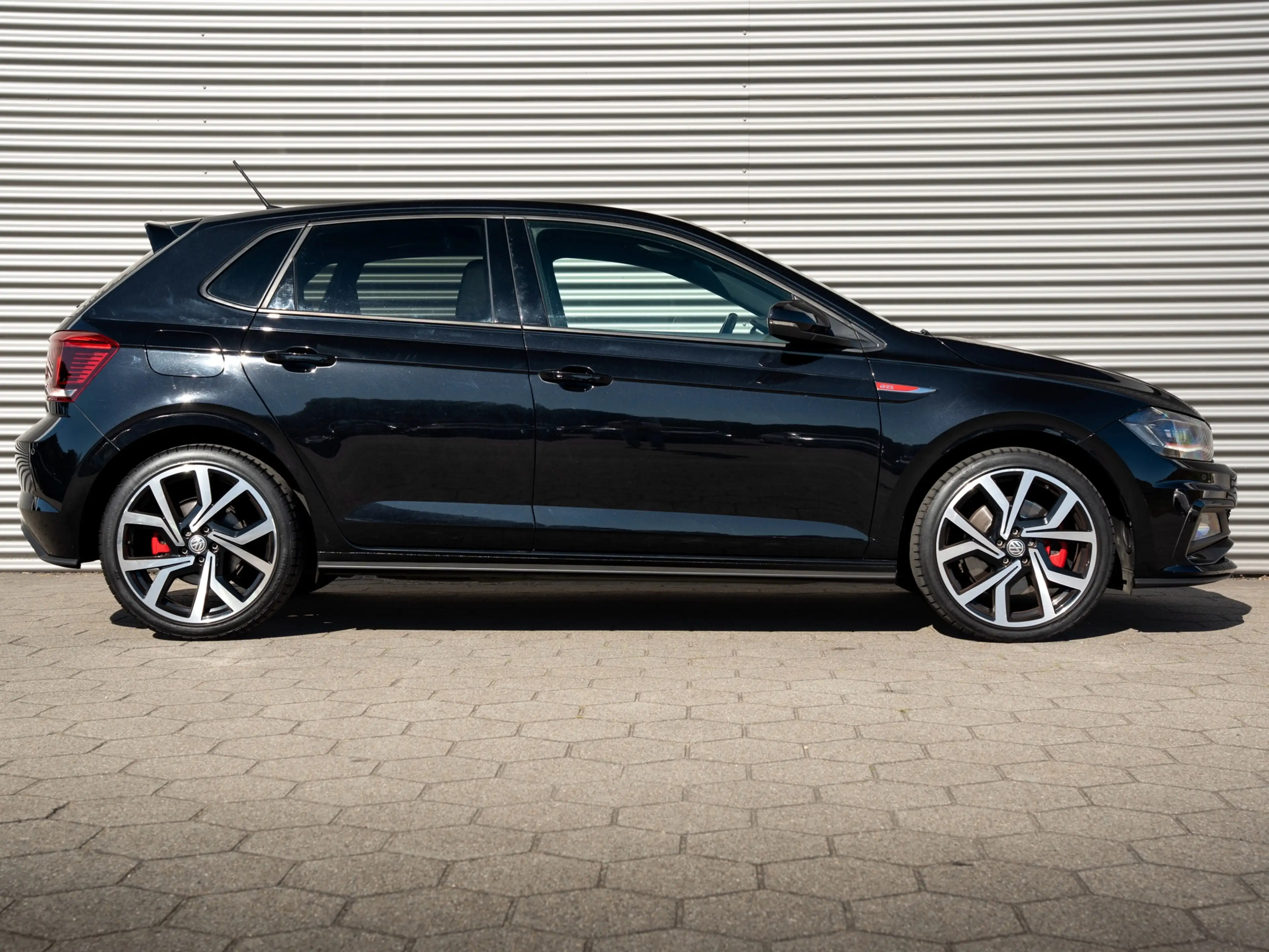 Volkswagen Polo GTI 2.0 TSI Alcantara Camera Virtual Keyless — photo 14