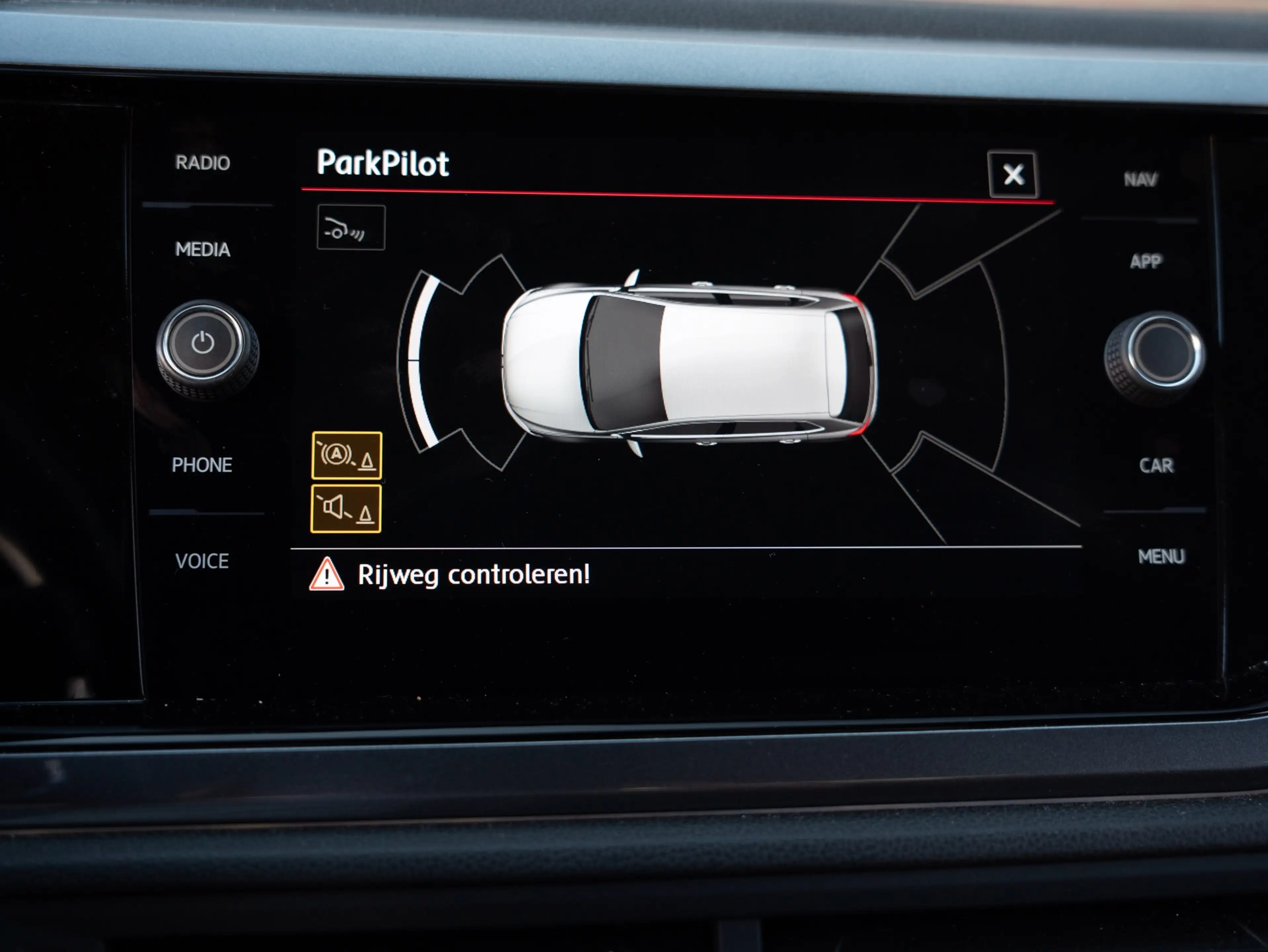 Volkswagen Polo GTI 2.0 TSI Alcantara Camera Virtual Keyless — photo 39