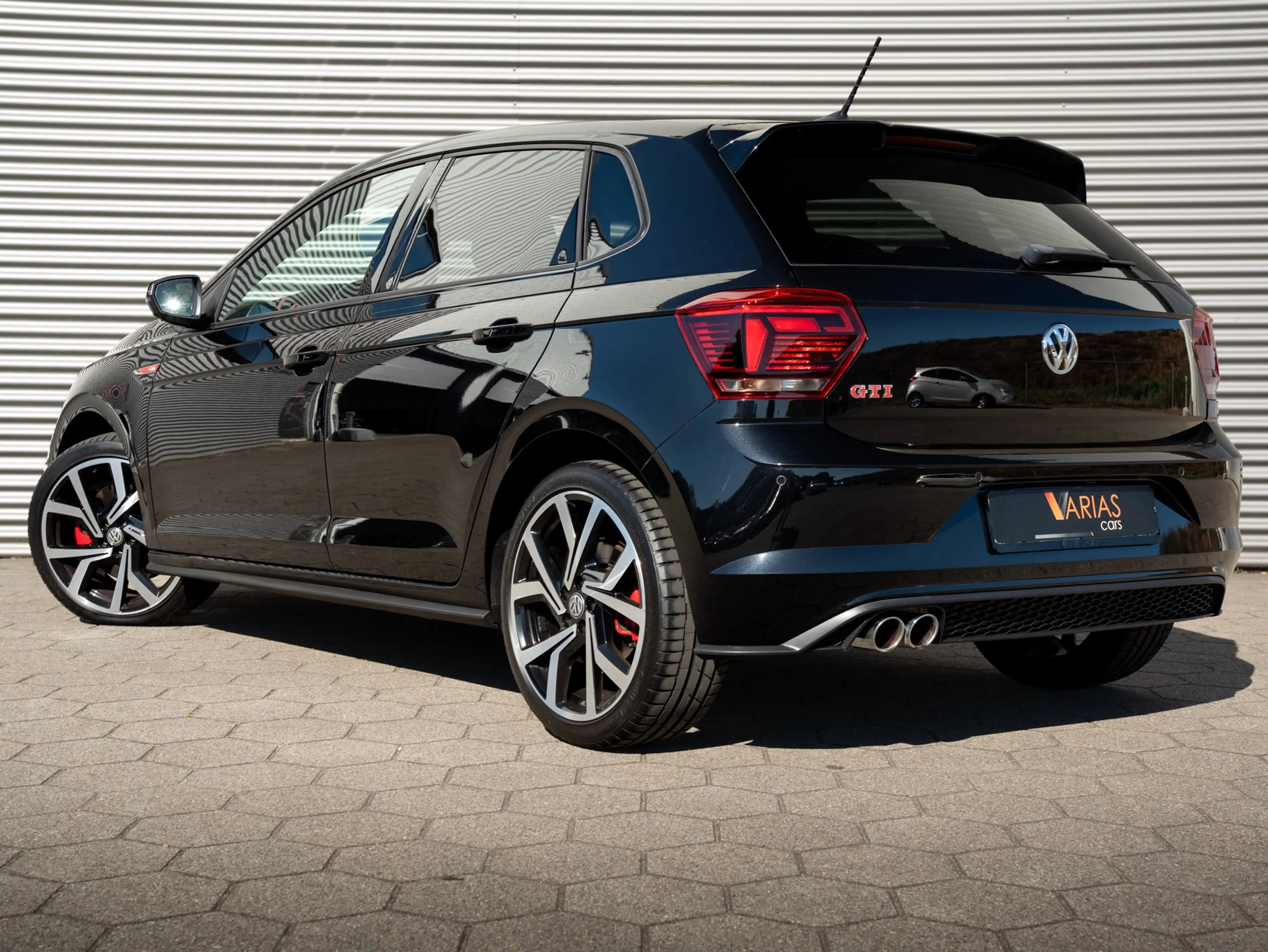 Volkswagen Polo GTI 2.0 TSI Alcantara Camera Virtual Keyless — photo 10
