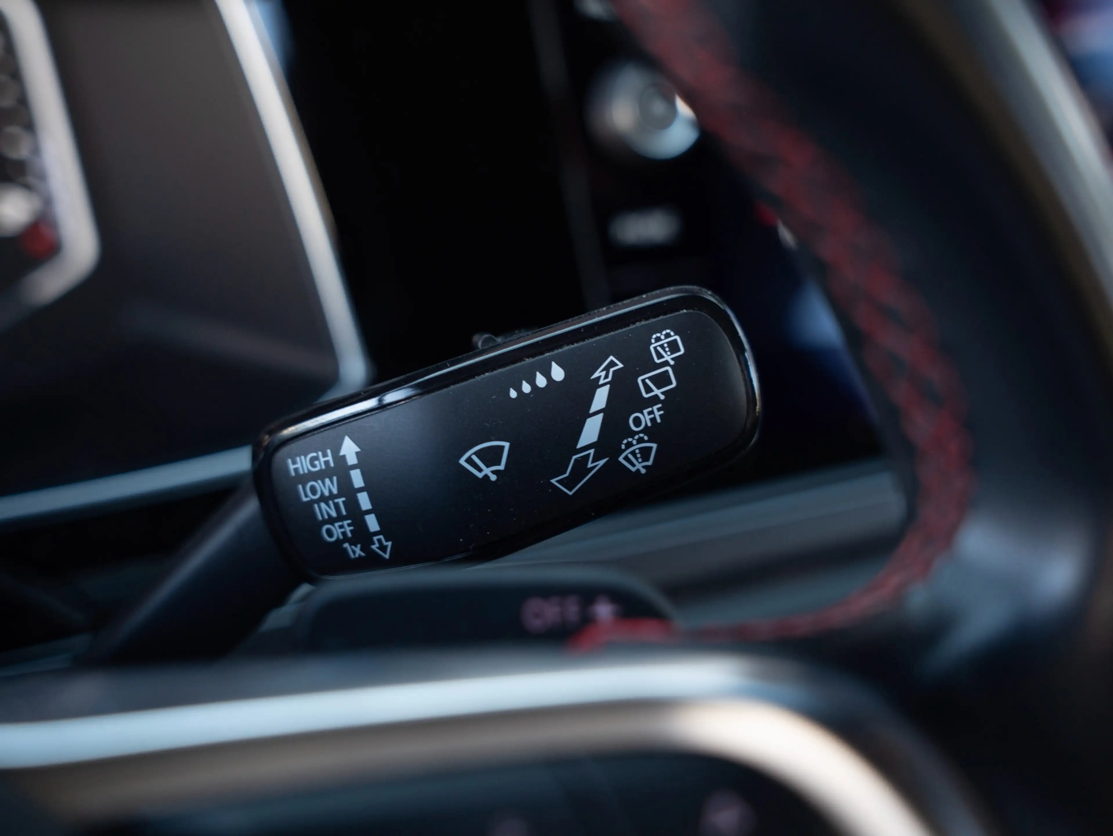 Volkswagen Polo GTI 2.0 TSI Alcantara Camera Virtual Keyless — photo 28