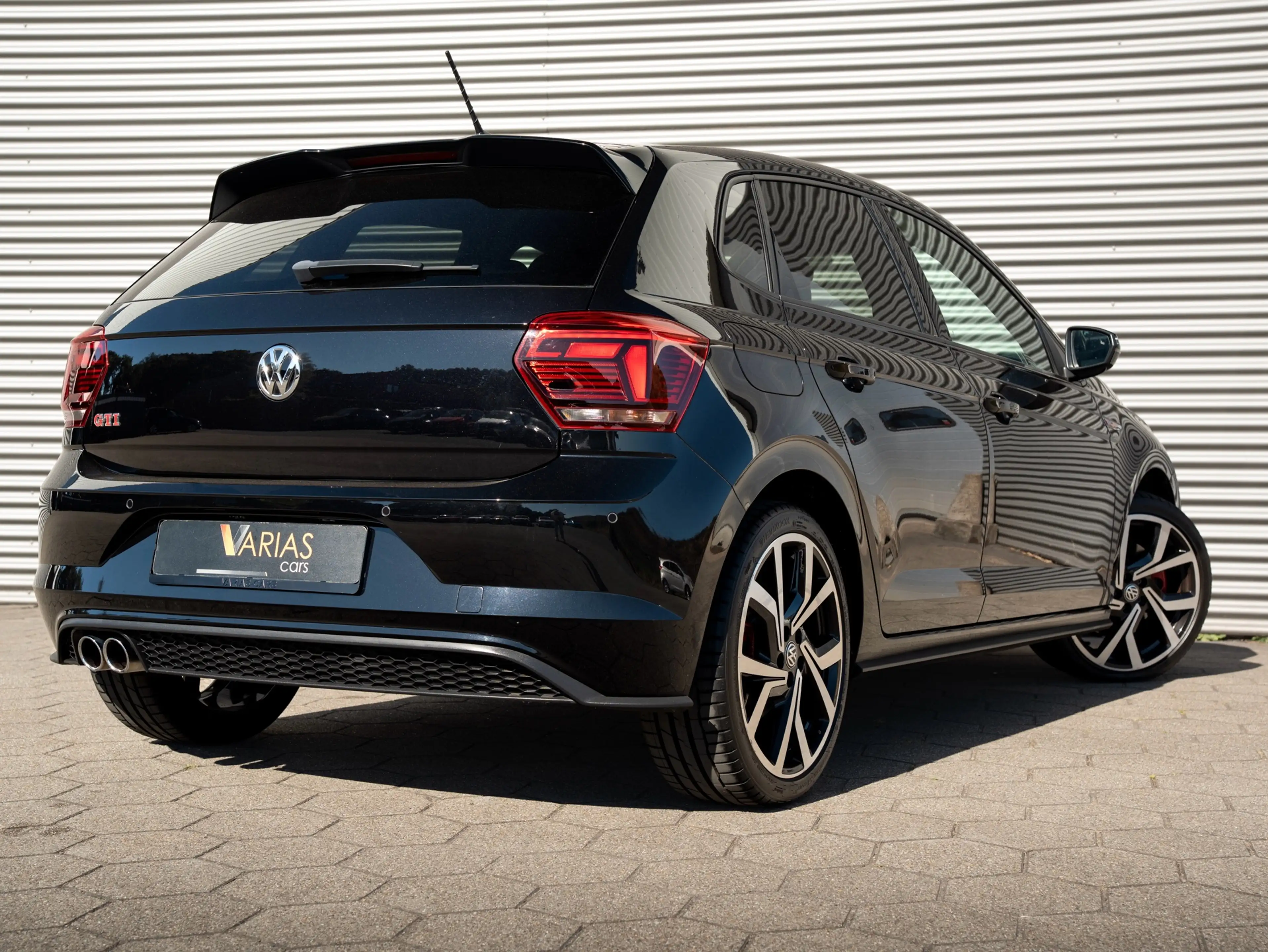 Volkswagen Polo GTI 2.0 TSI Alcantara Camera Virtual Keyless — photo 13