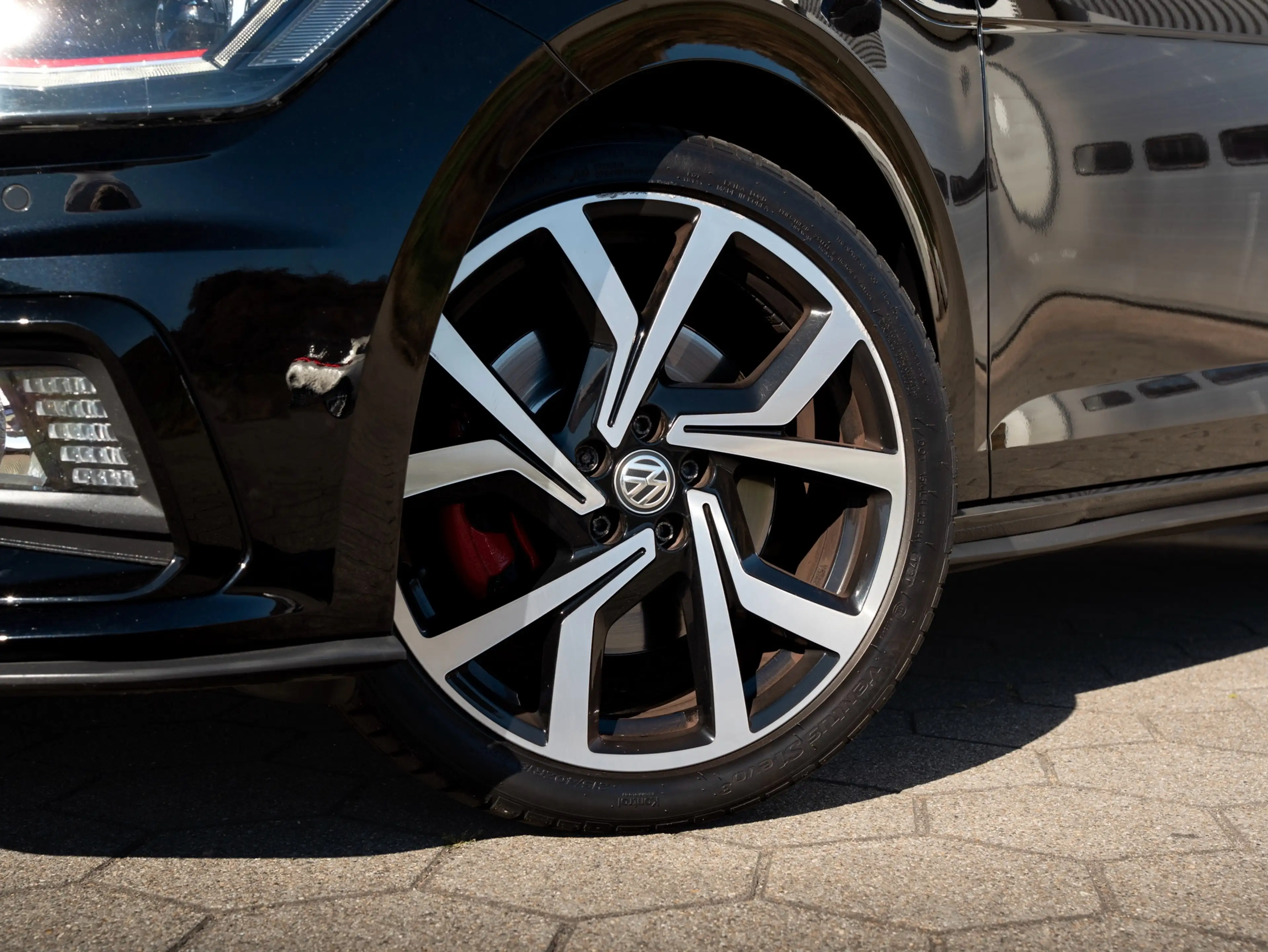Volkswagen Polo GTI 2.0 TSI Alcantara Camera Virtual Keyless — photo 6
