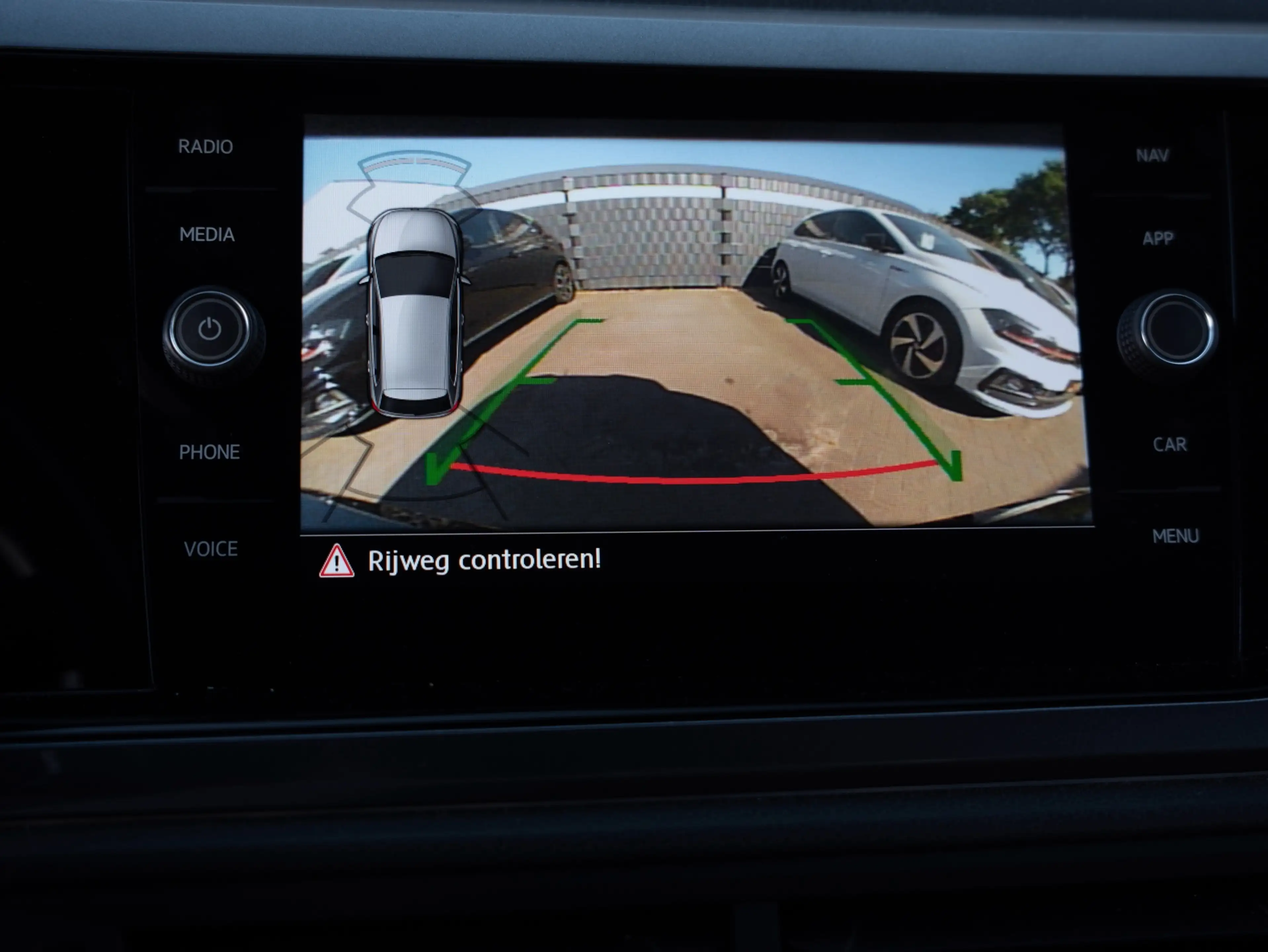 Volkswagen Polo GTI 2.0 TSI Alcantara Camera Virtual Keyless — photo 31