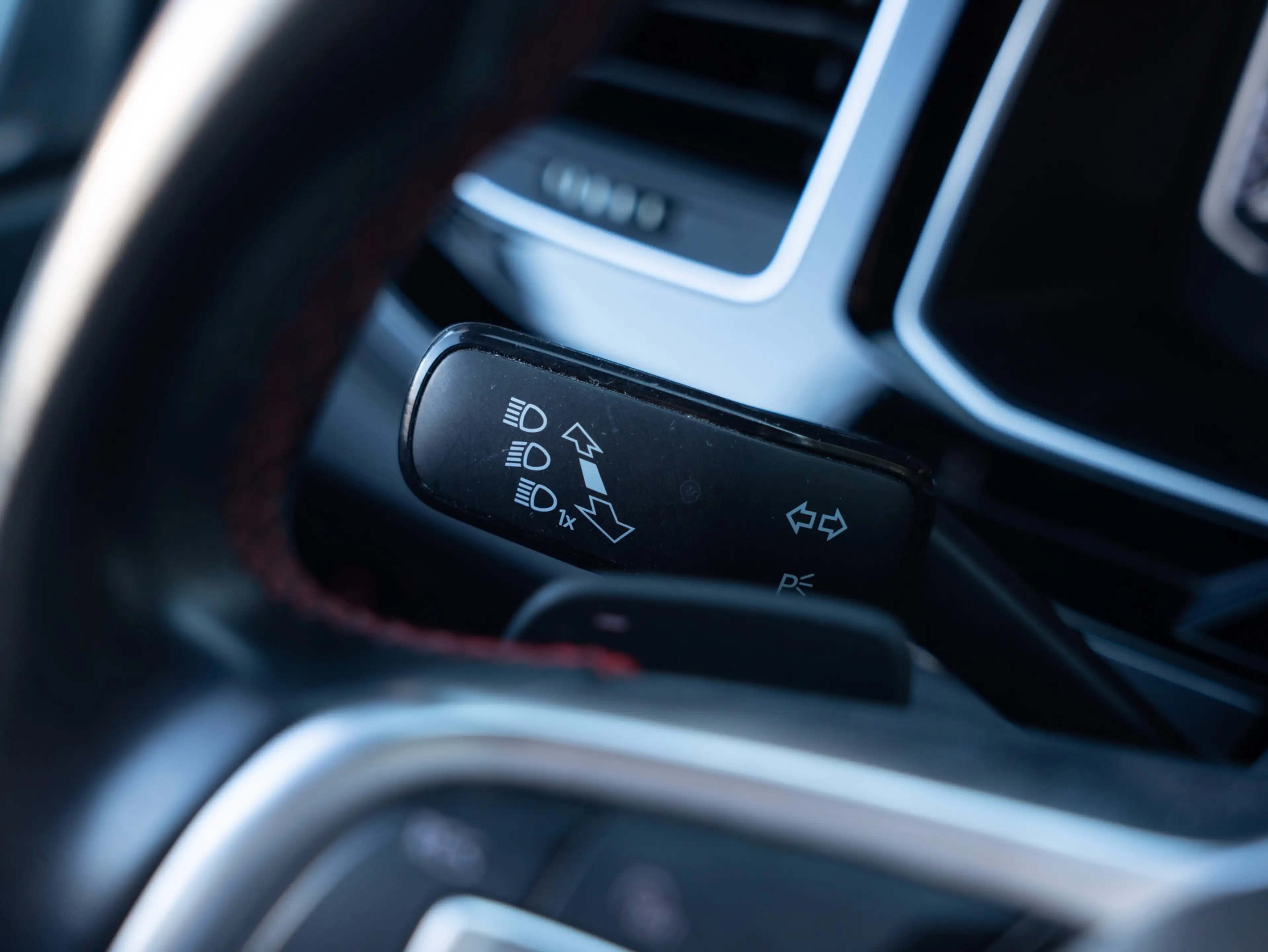 Volkswagen Polo GTI 2.0 TSI Alcantara Camera Virtual Keyless — photo 27