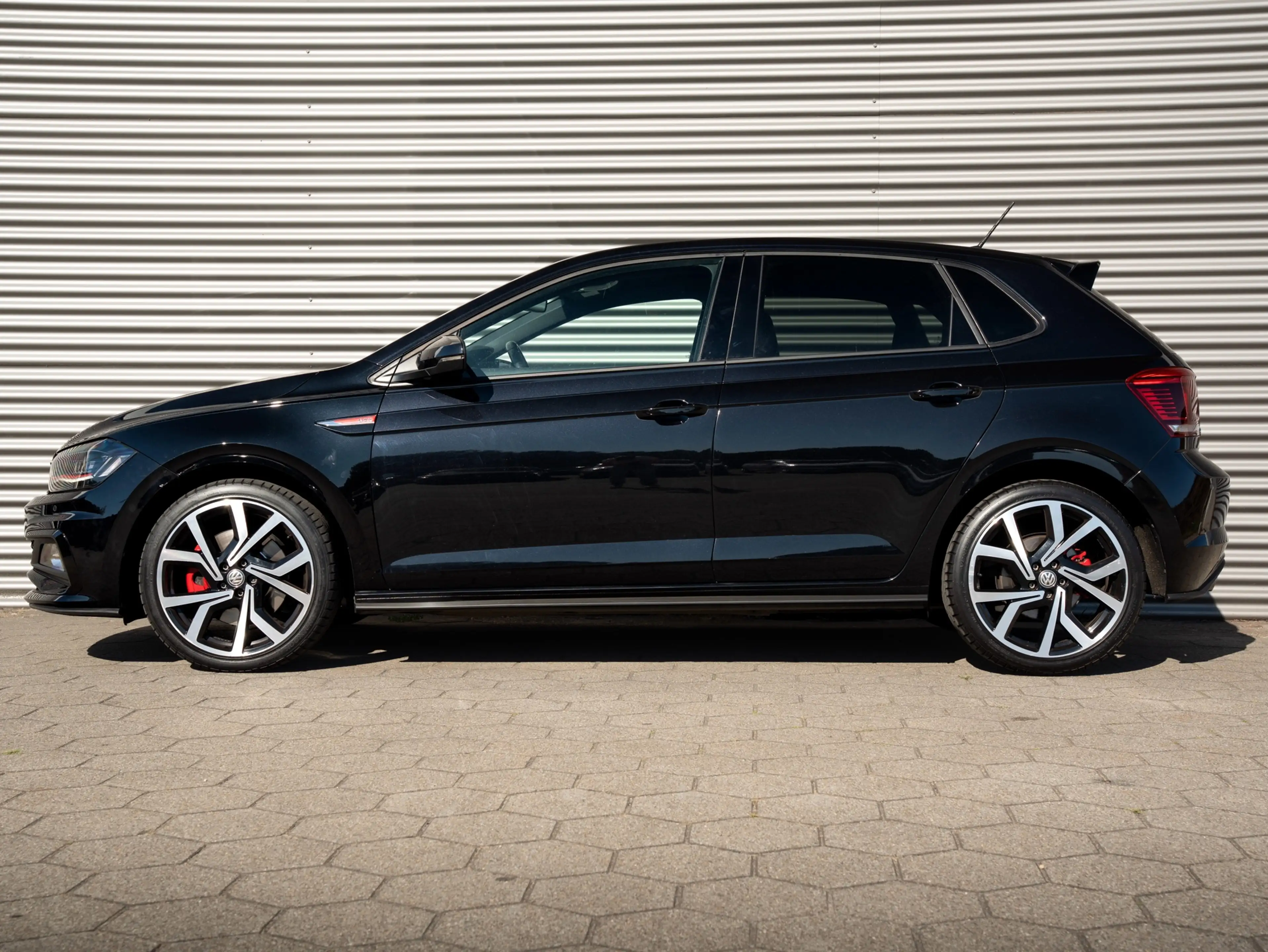 Volkswagen Polo GTI 2.0 TSI Alcantara Camera Virtual Keyless — photo 9