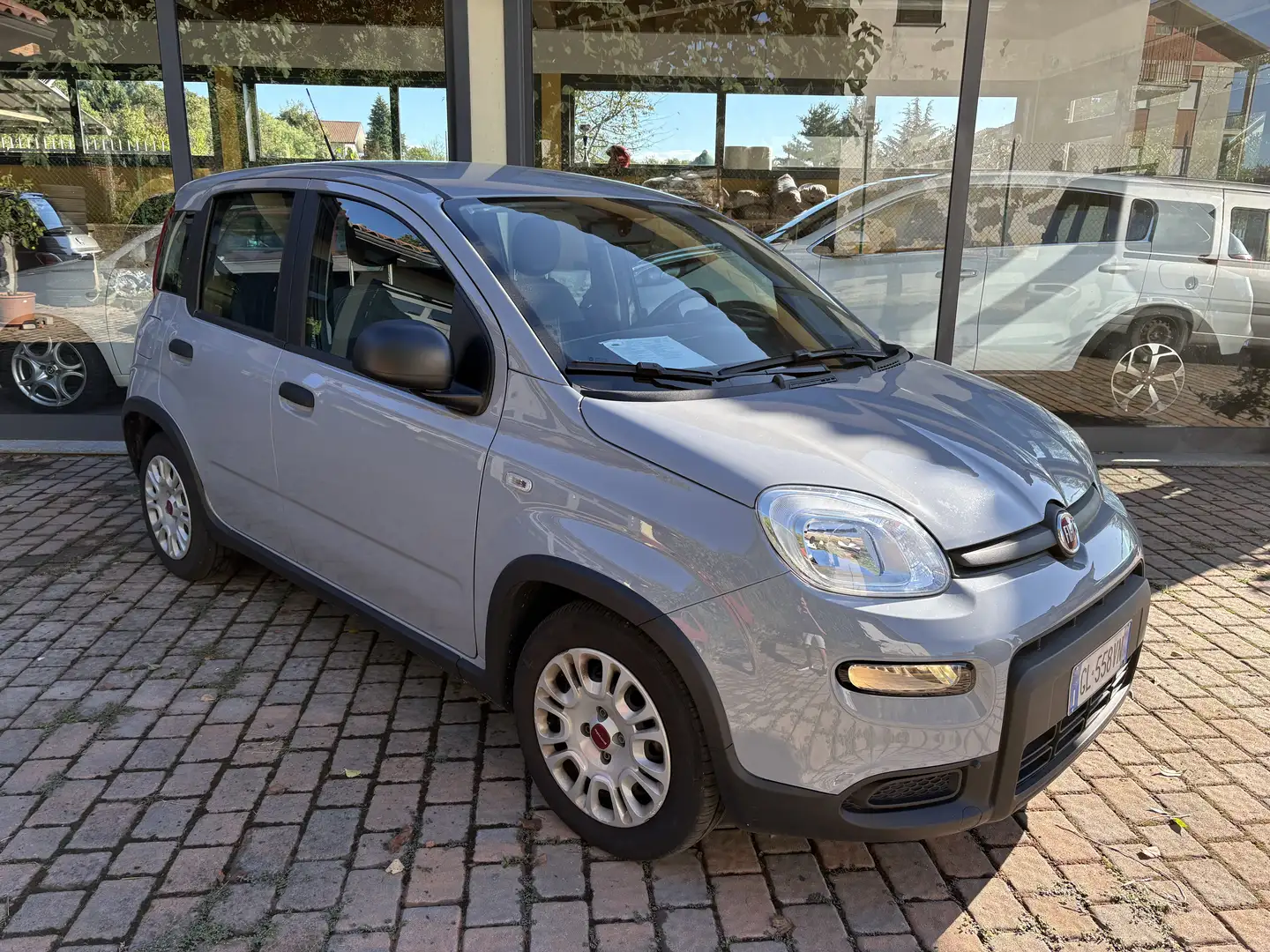 Fiat Panda 1.0 firefly s&s 70cv.   10 000 KM Grau - 1