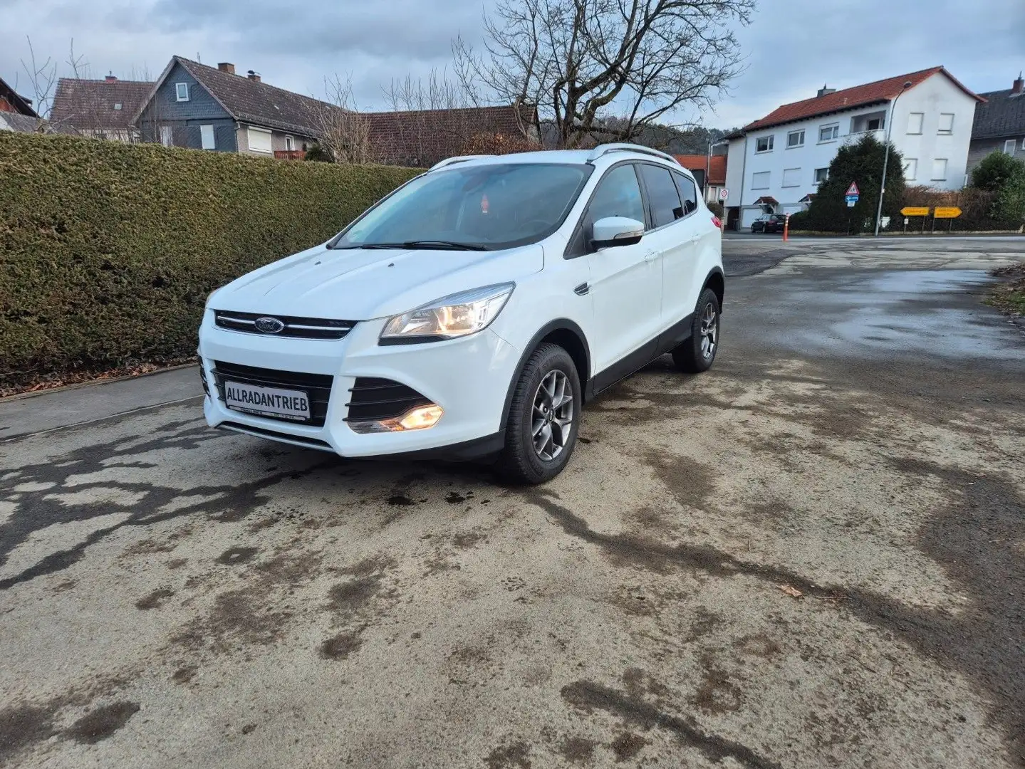 Ford Kuga Titanium-Getriebe neu!! Weiß - 1