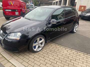 V Lim. R32 Automatik,Leder,SCH,Navi,PDC