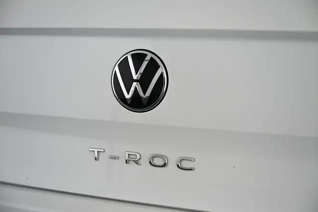 Volkswagen T-Roc view 13