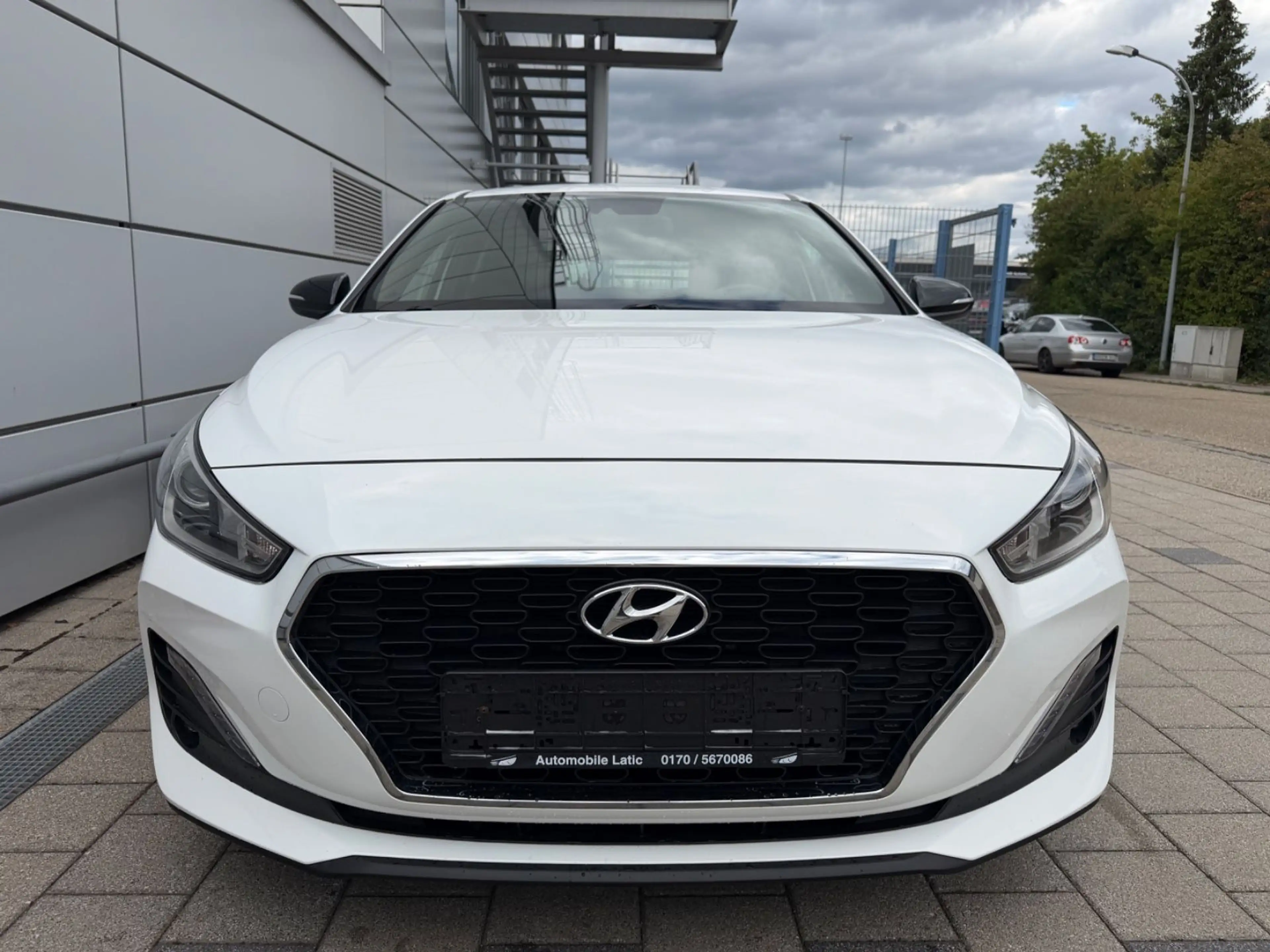 Hyundai i30 Passion*KAMERA*MFL*SHZ*TEMPO*LED — photo 8