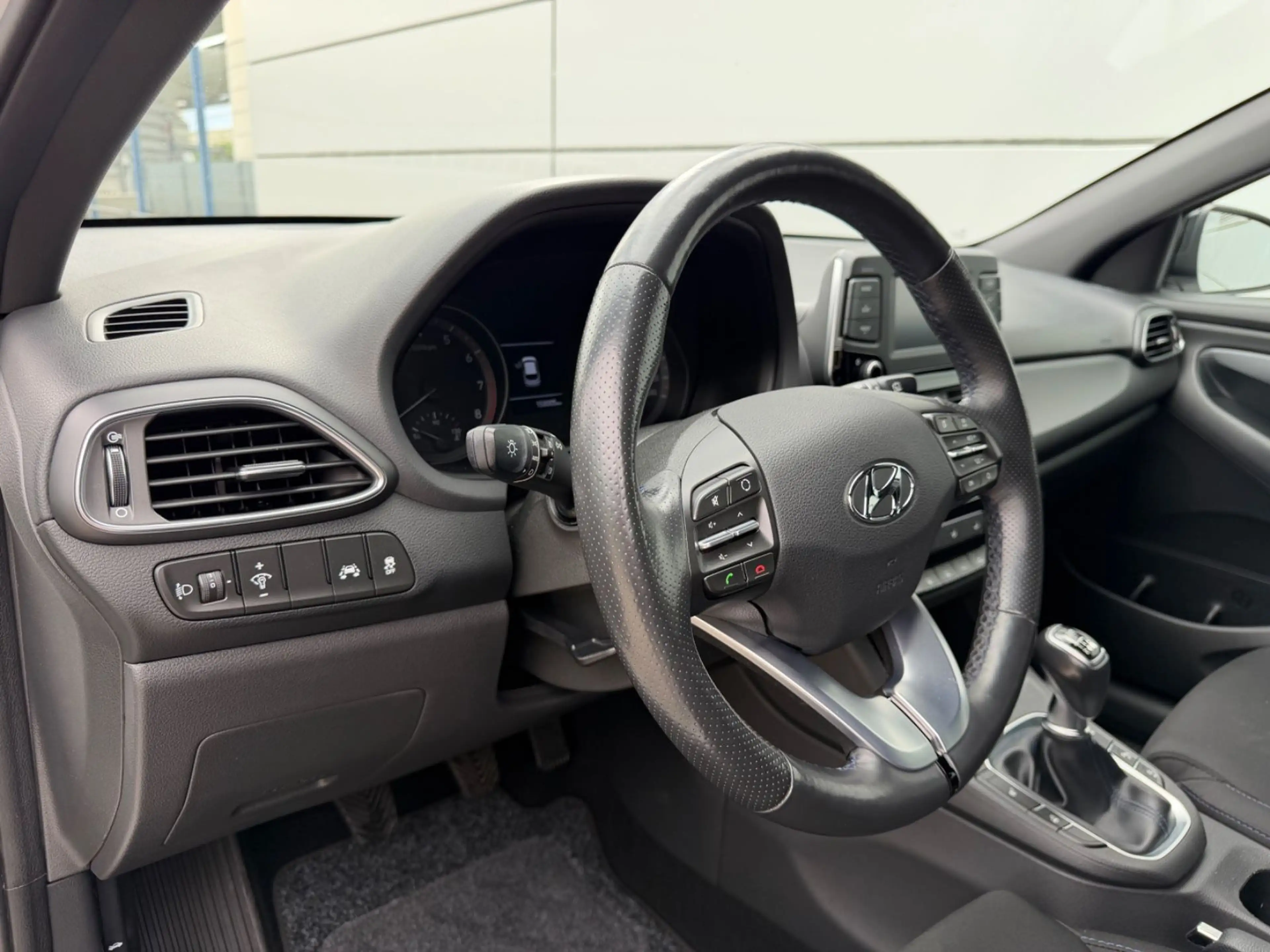 Hyundai i30 Passion*KAMERA*MFL*SHZ*TEMPO*LED — photo 15