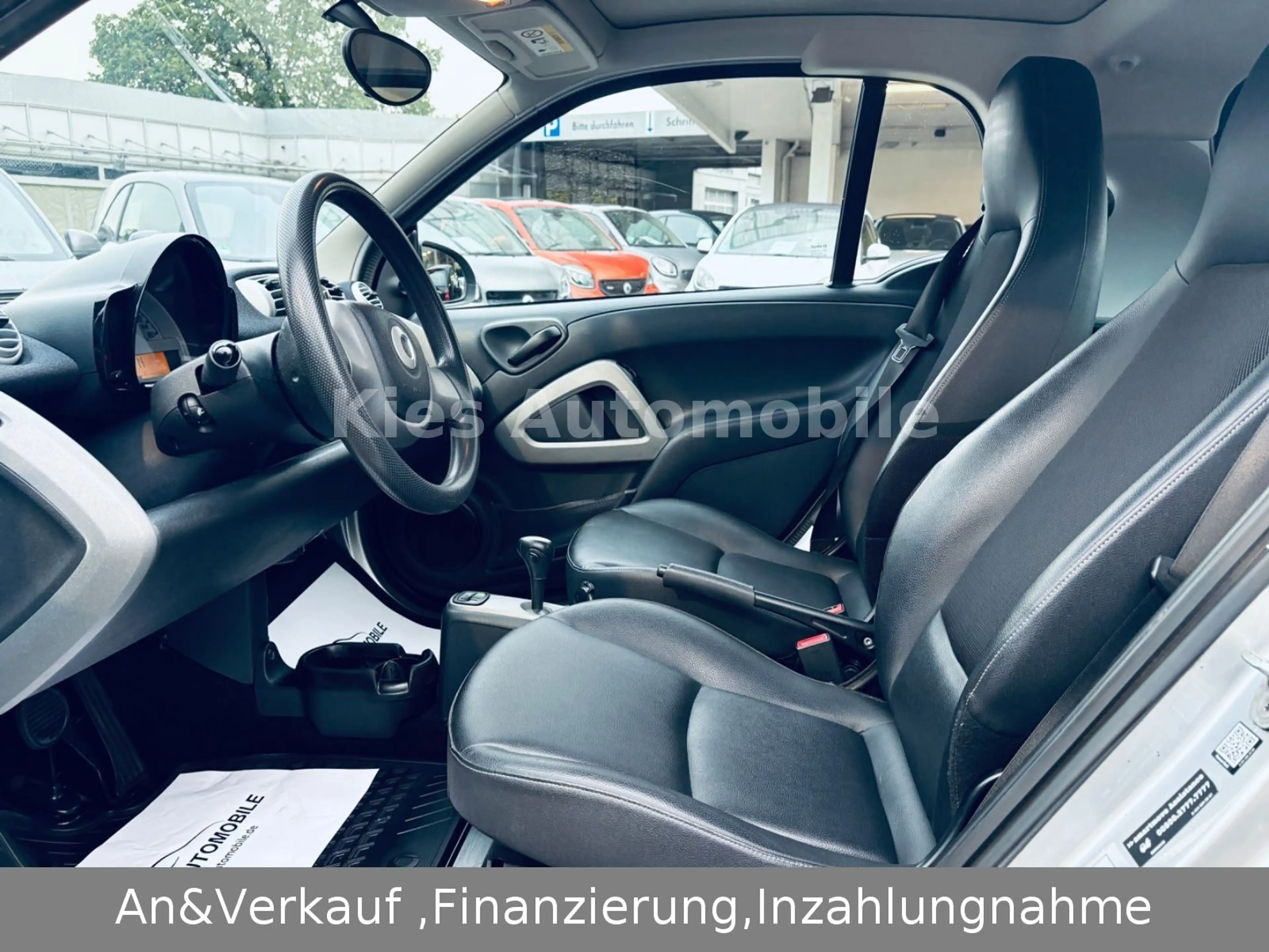 smart forTwo Passion AUTOM/SERVO/SITZH/NAVI/LEDER/TÜV — photo 14