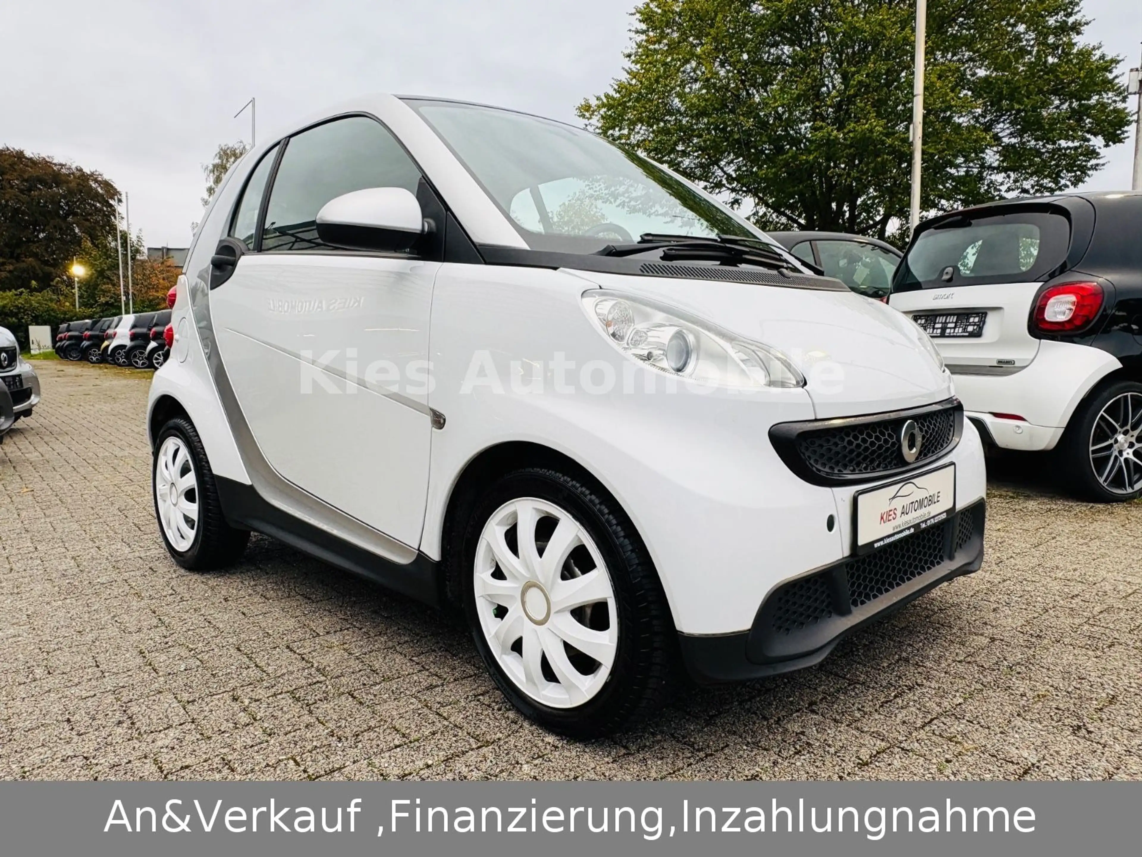 smart forTwo Passion AUTOM/SERVO/SITZH/NAVI/LEDER/TÜV — photo 2