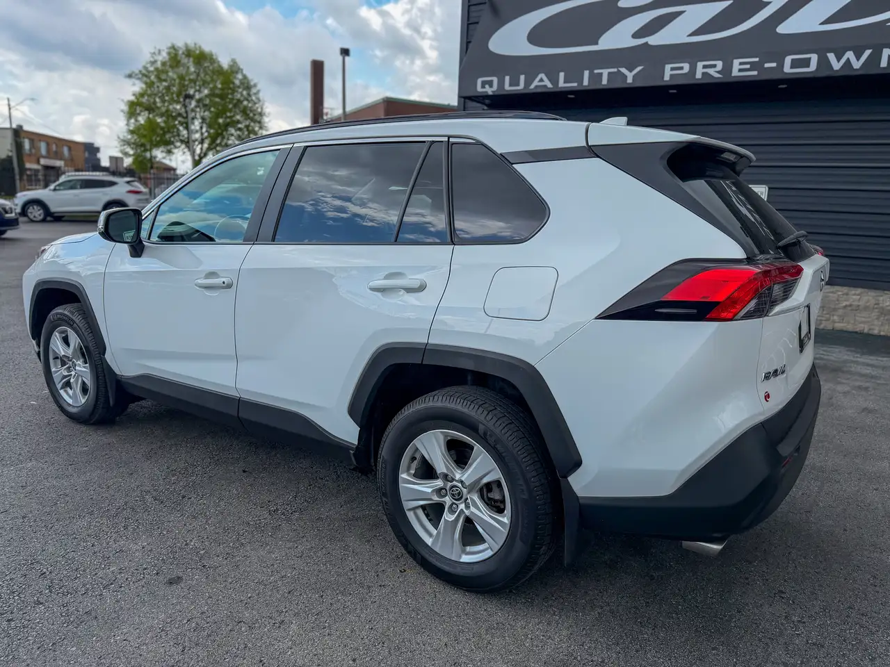 Toyota RAV 4 снимка Toyota RAV 4