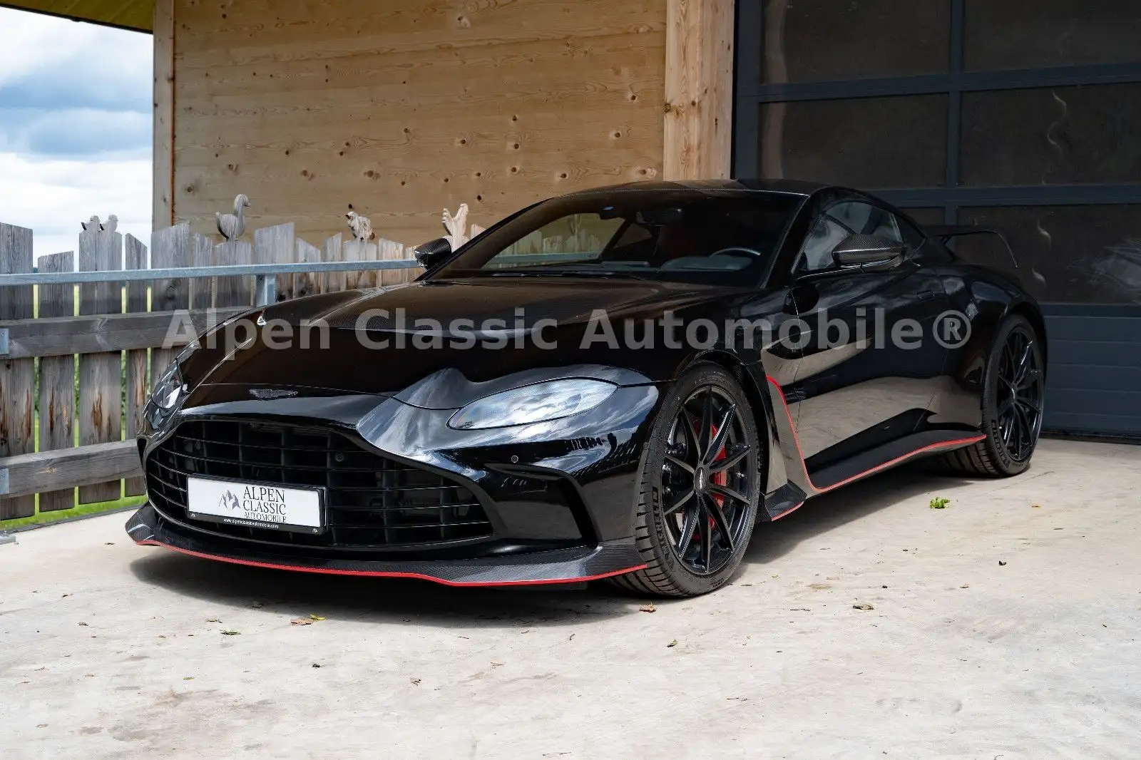 Aston Martin Ceramic, 360 Grad, Carbon