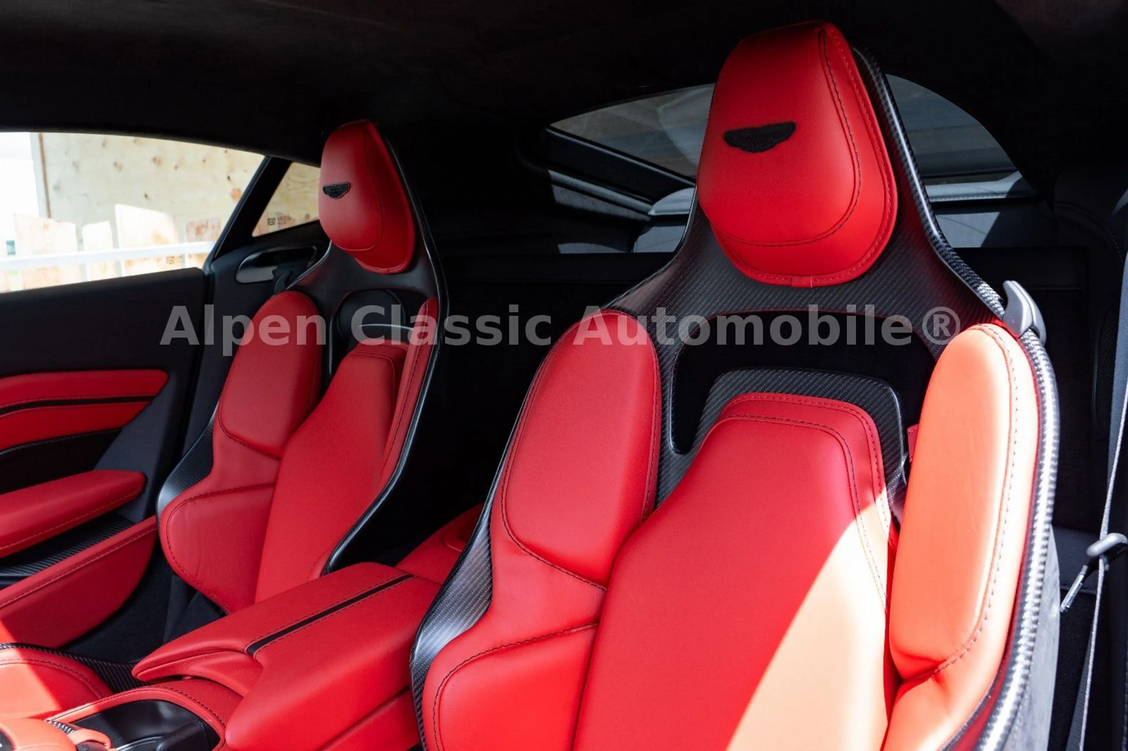 Aston Martin Vantage Ceramic, 360 Grad, Carbon — photo 4