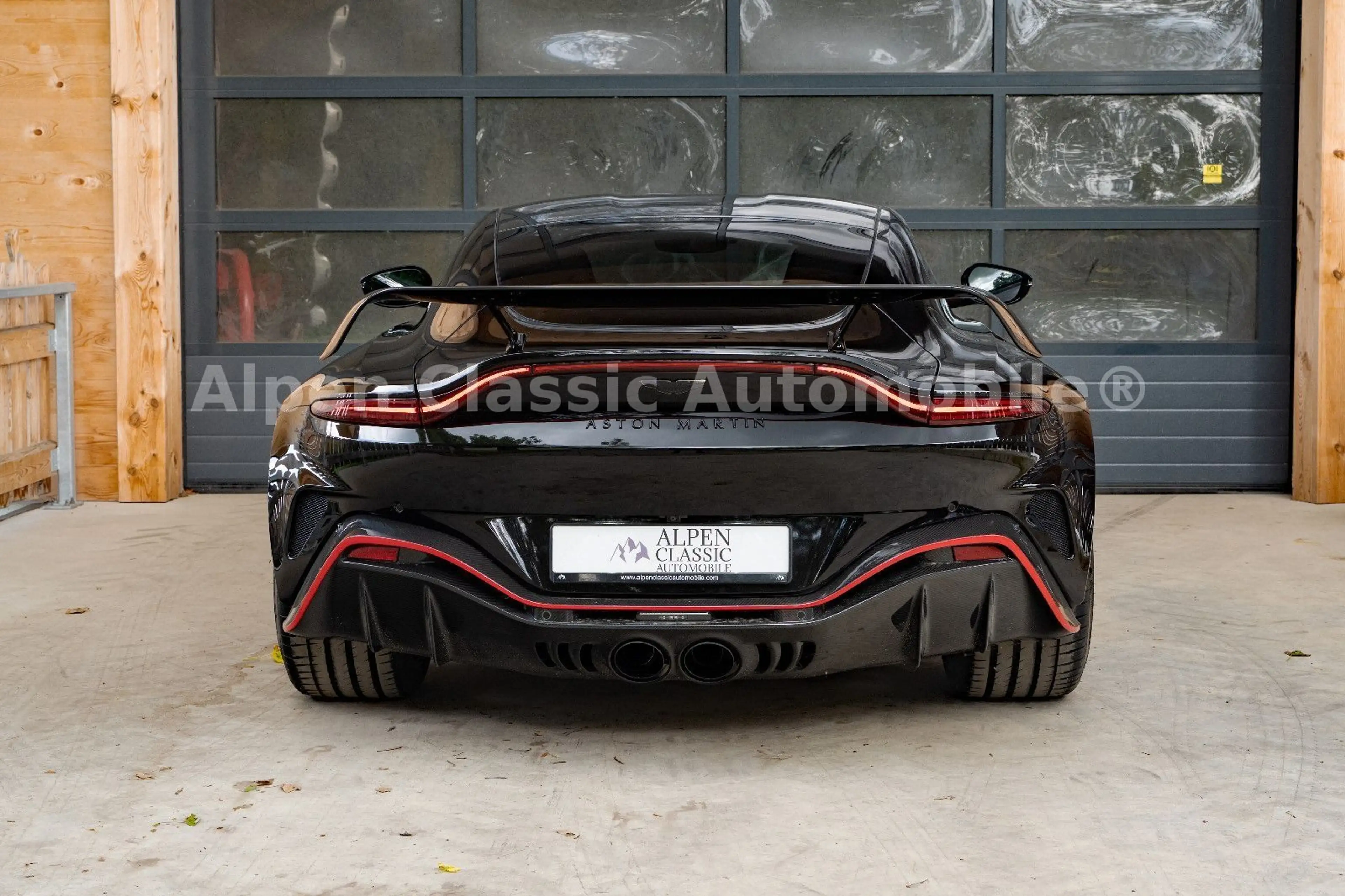 Aston Martin Vantage Ceramic, 360 Grad, Carbon — photo 3