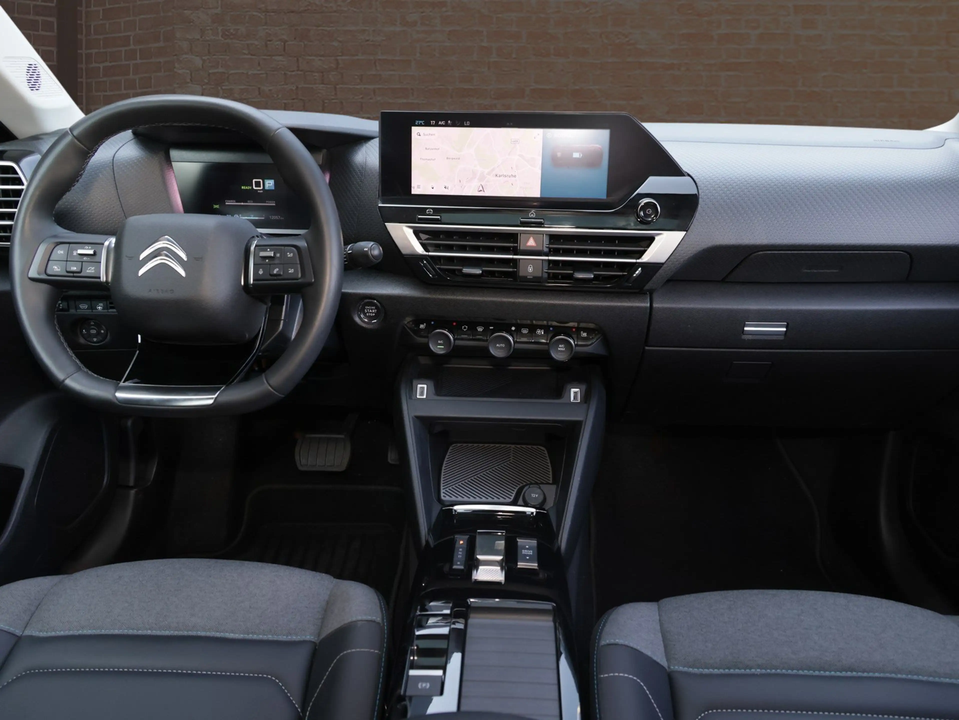 Citroen E-C4 Electric Ë-C4 Shine — photo 14