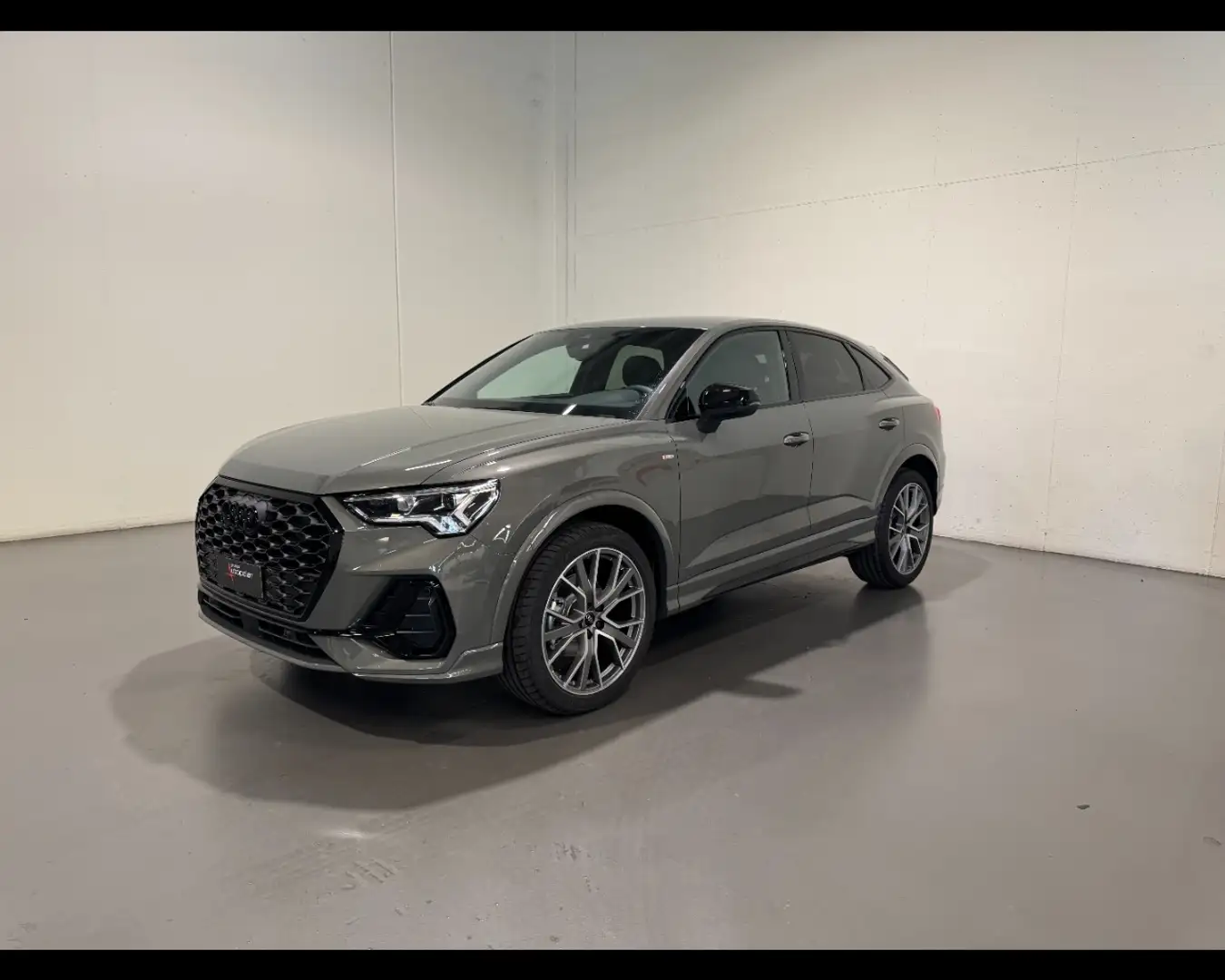 Audi Q3 SPORTBACK 35 TFSI S-TRONIC IDENTITY BLACK Grigio - 1