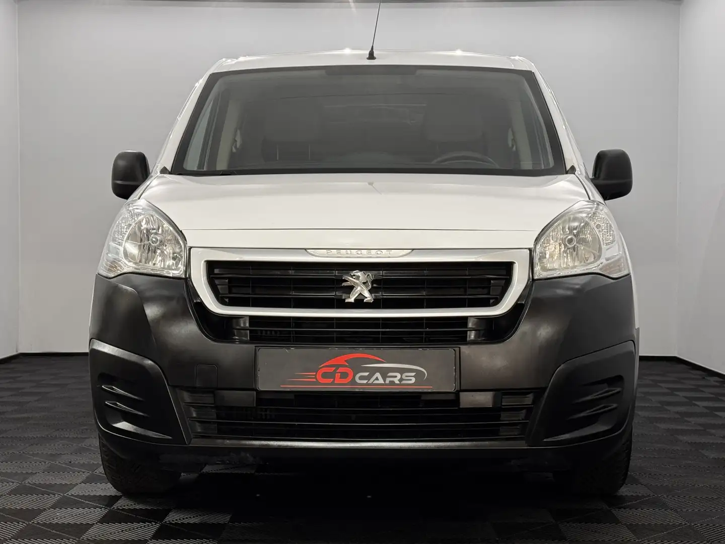 Peugeot Partner 120 1.6 HDi 90 L1 XR Airco, Cruise control, Radio Wit - 2
