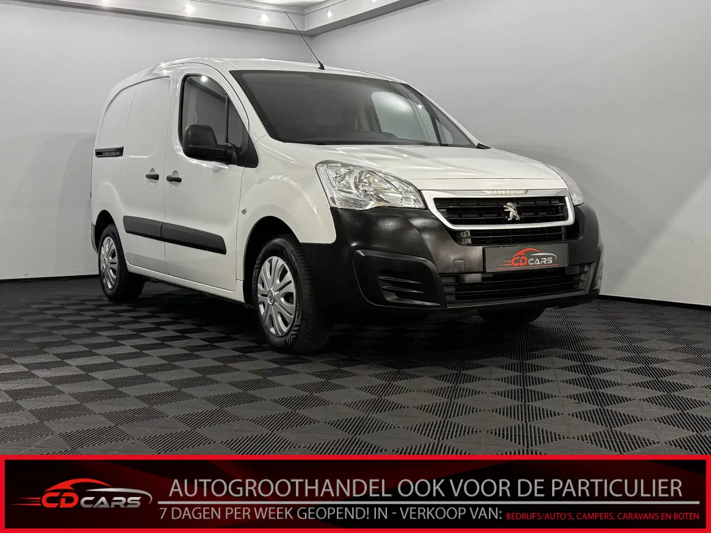 Peugeot Partner 120 1.6 HDi 90 L1 XR Airco, Cruise control, Radio Wit - 1