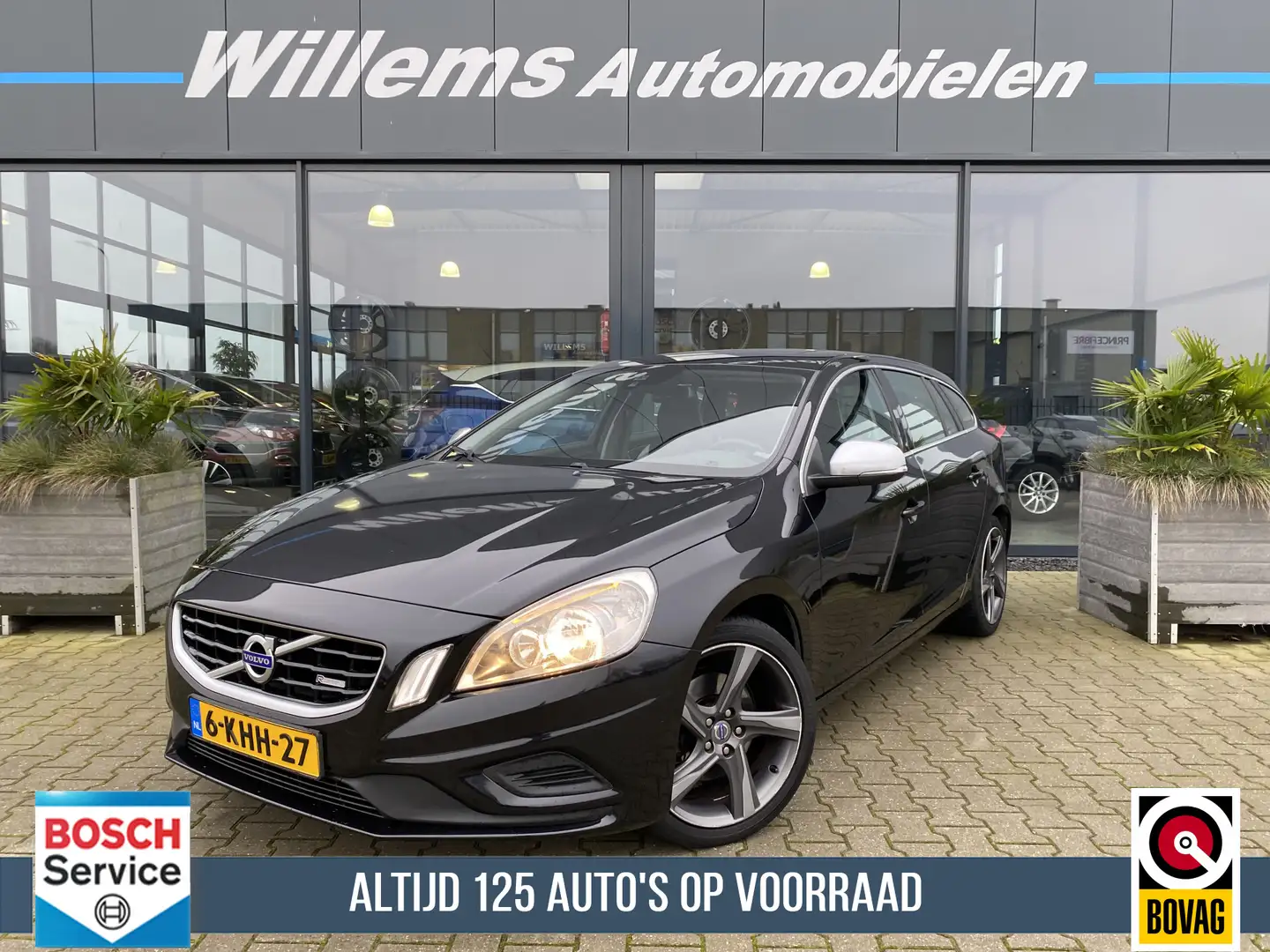 Volvo V60 1.6 T3 R-Design Stoelverwarming, Schuifkanteldak & Schwarz - 1