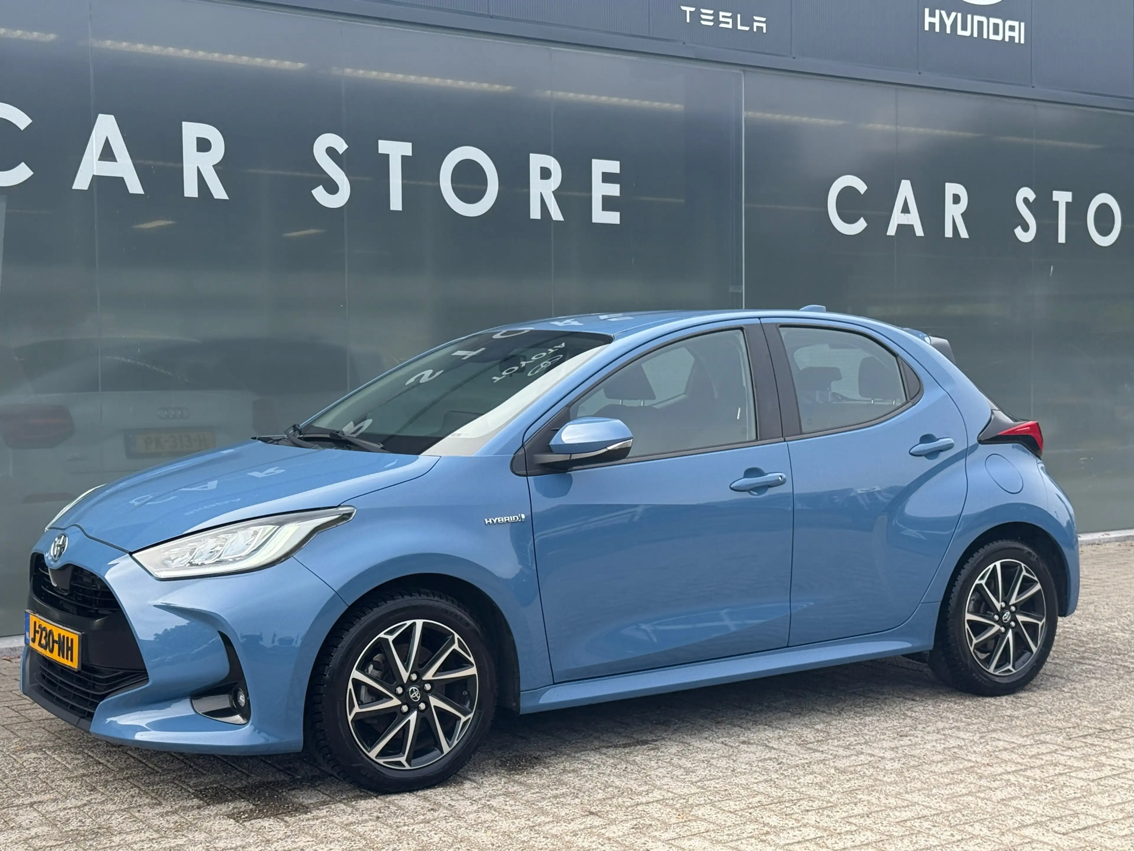 Toyota Yaris 1.5 Hybrid First Edition Navi|Carplay|Camera — photo 5
