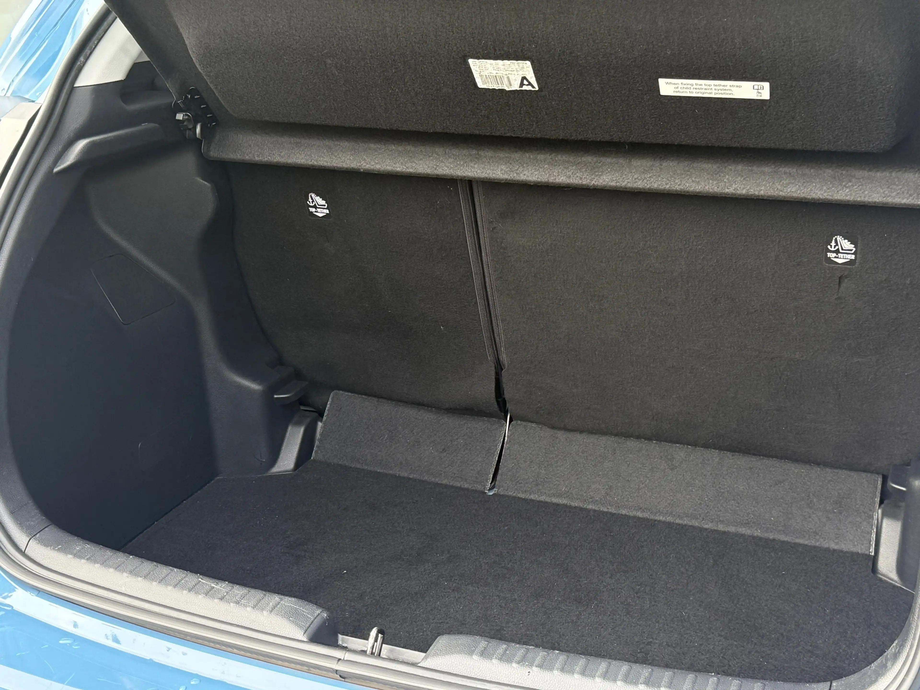 Toyota Yaris 1.5 Hybrid First Edition Navi|Carplay|Camera — photo 23