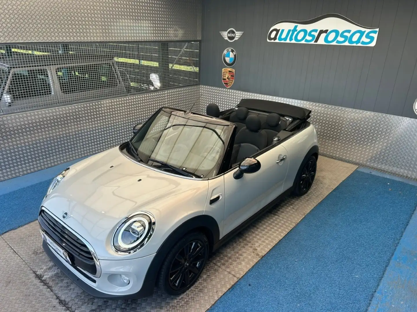 MINI Cooper D Cabrio Aut. Blanc - 1