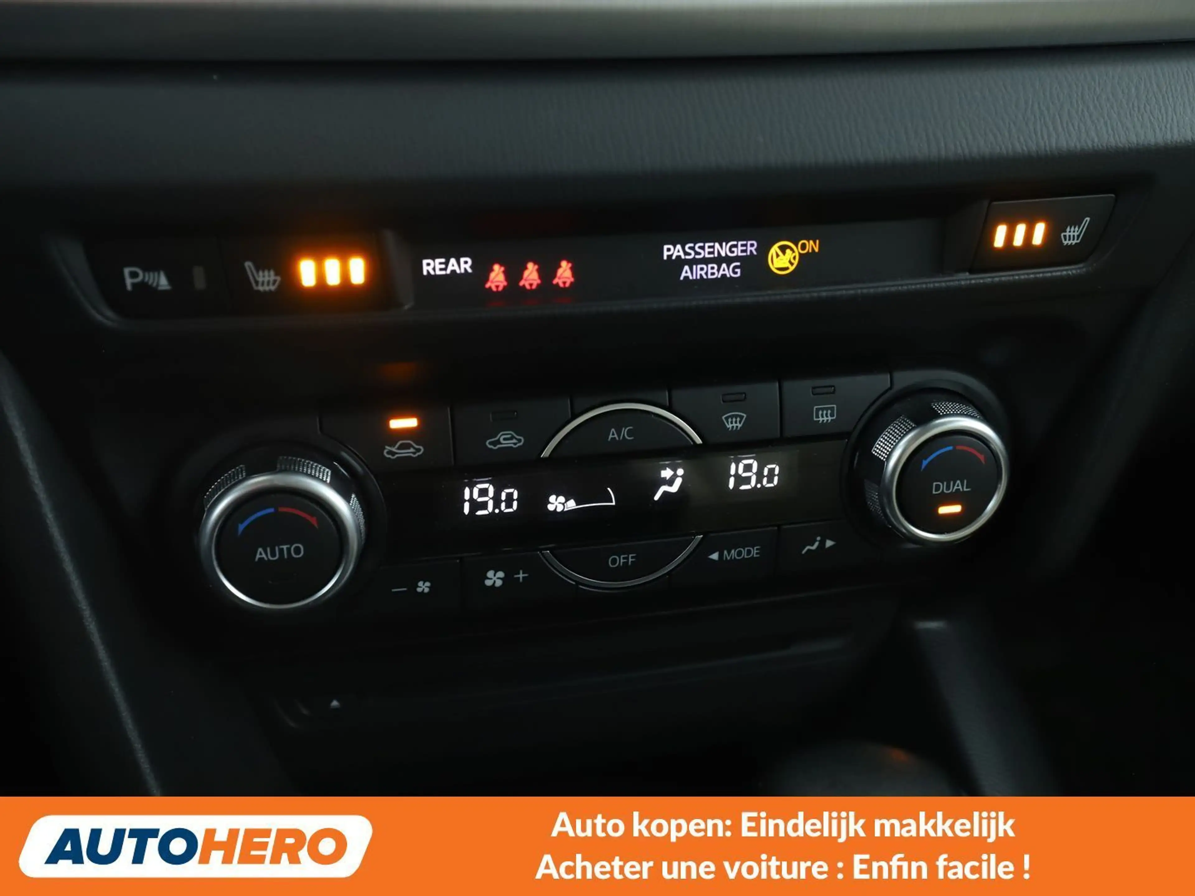 Mazda 3 2.2 Turbodiesel Exclusive-Line — photo 12