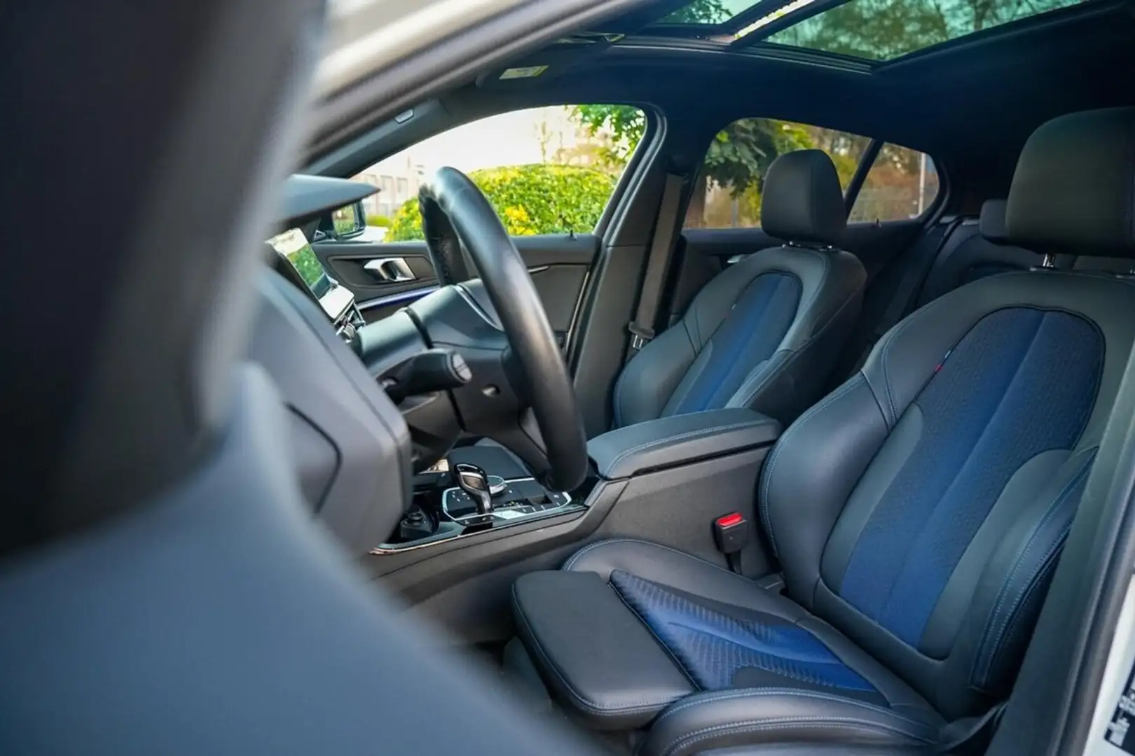 BMW 118 118i 136cv auto*************** Bianco - 1