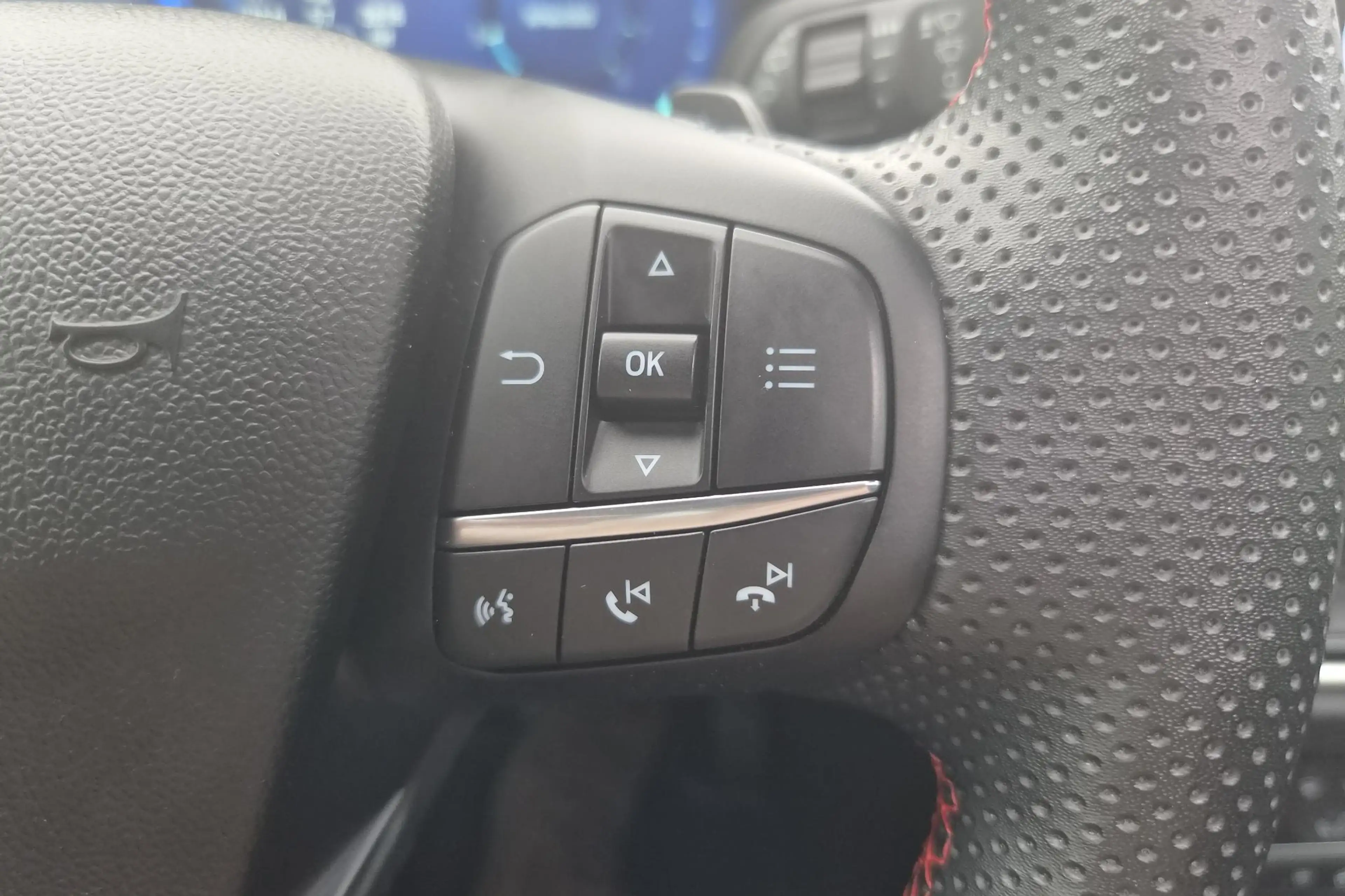 Ford Puma 1.0 EcoBoost Hybrid ST-Line Automaat — photo 8