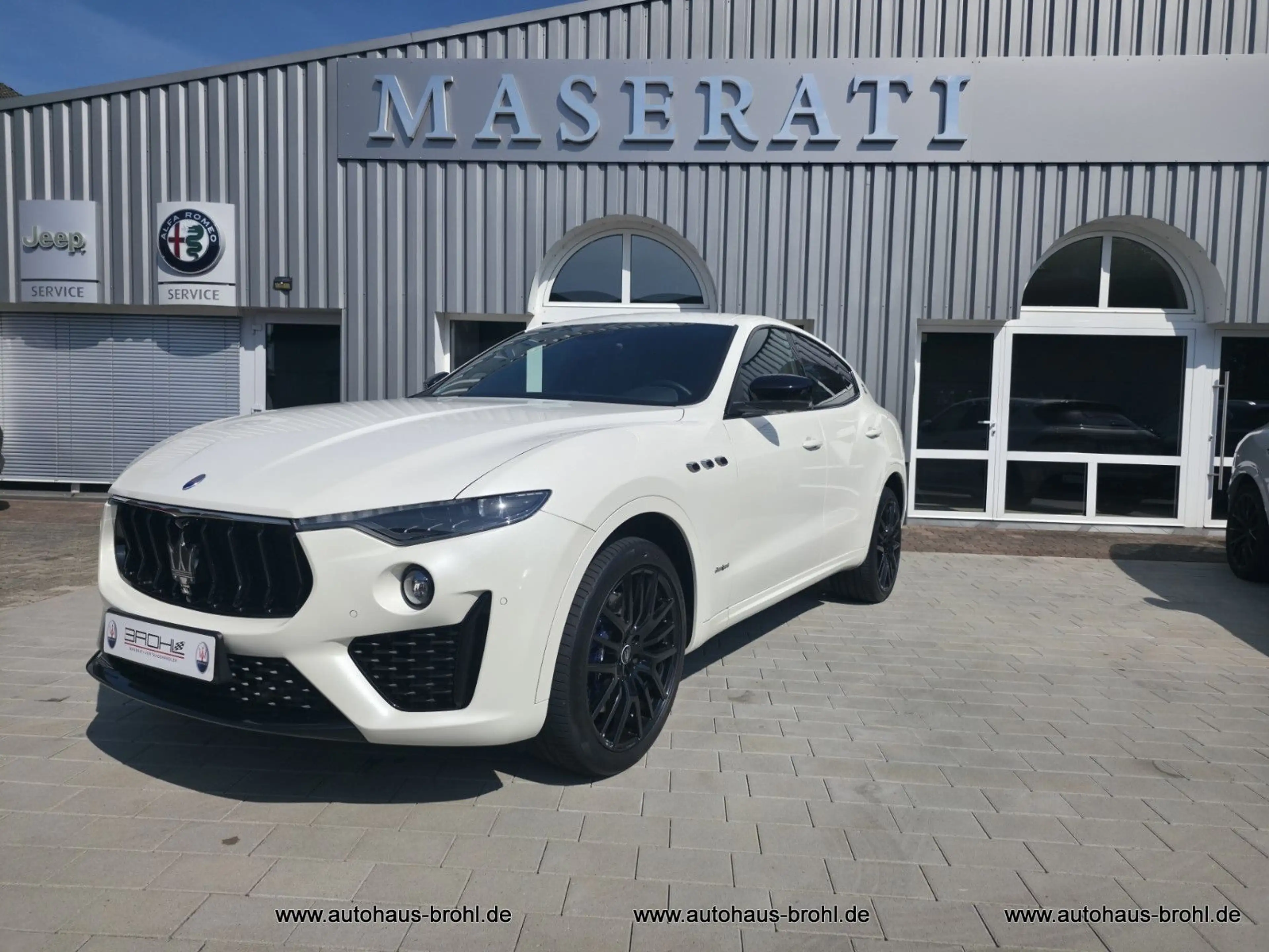 Maserati Levante SQ4 GranSport 430PS — photo 5