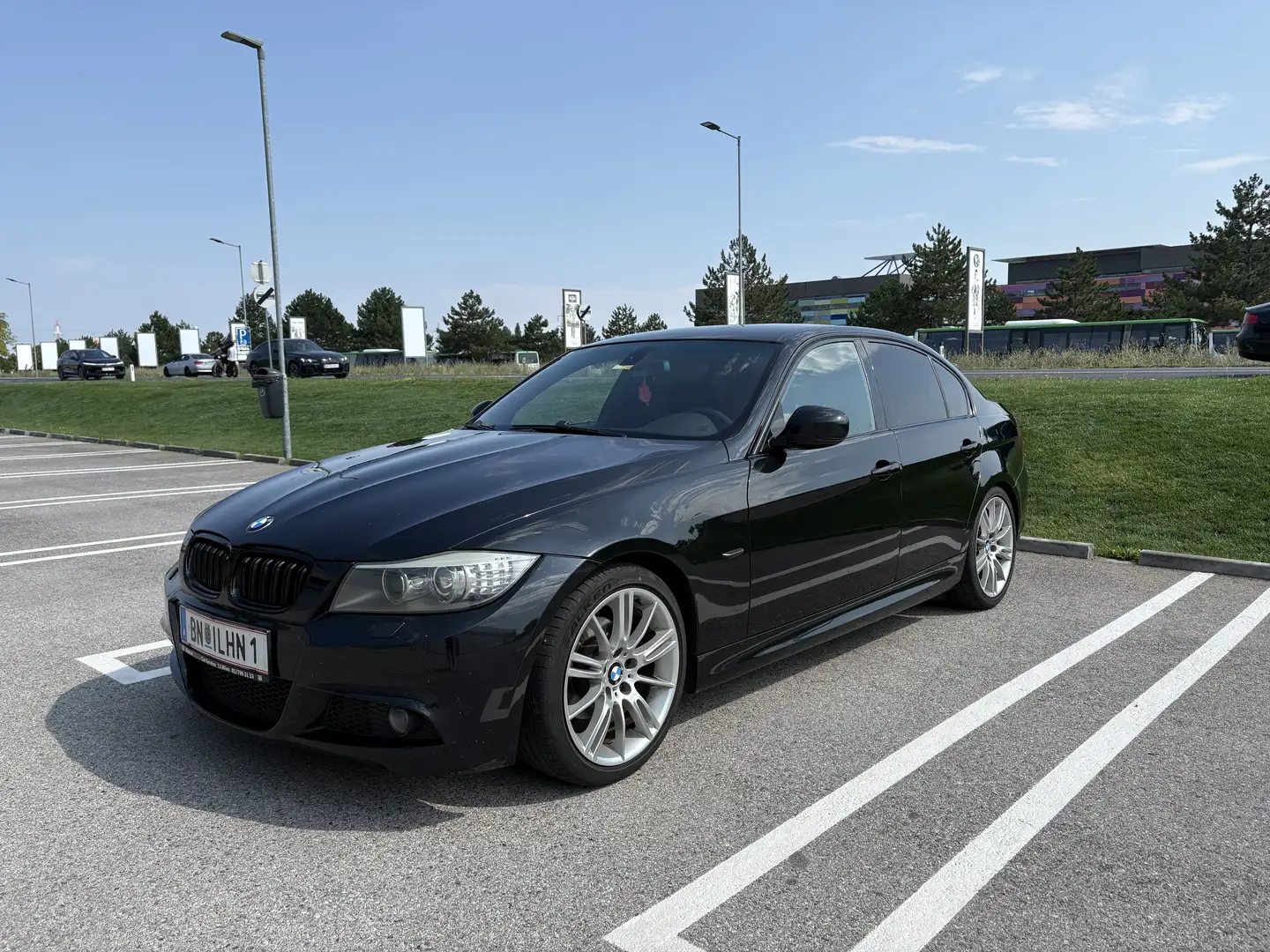 BMW 318 318d Advantage Österreich-Paket - 1