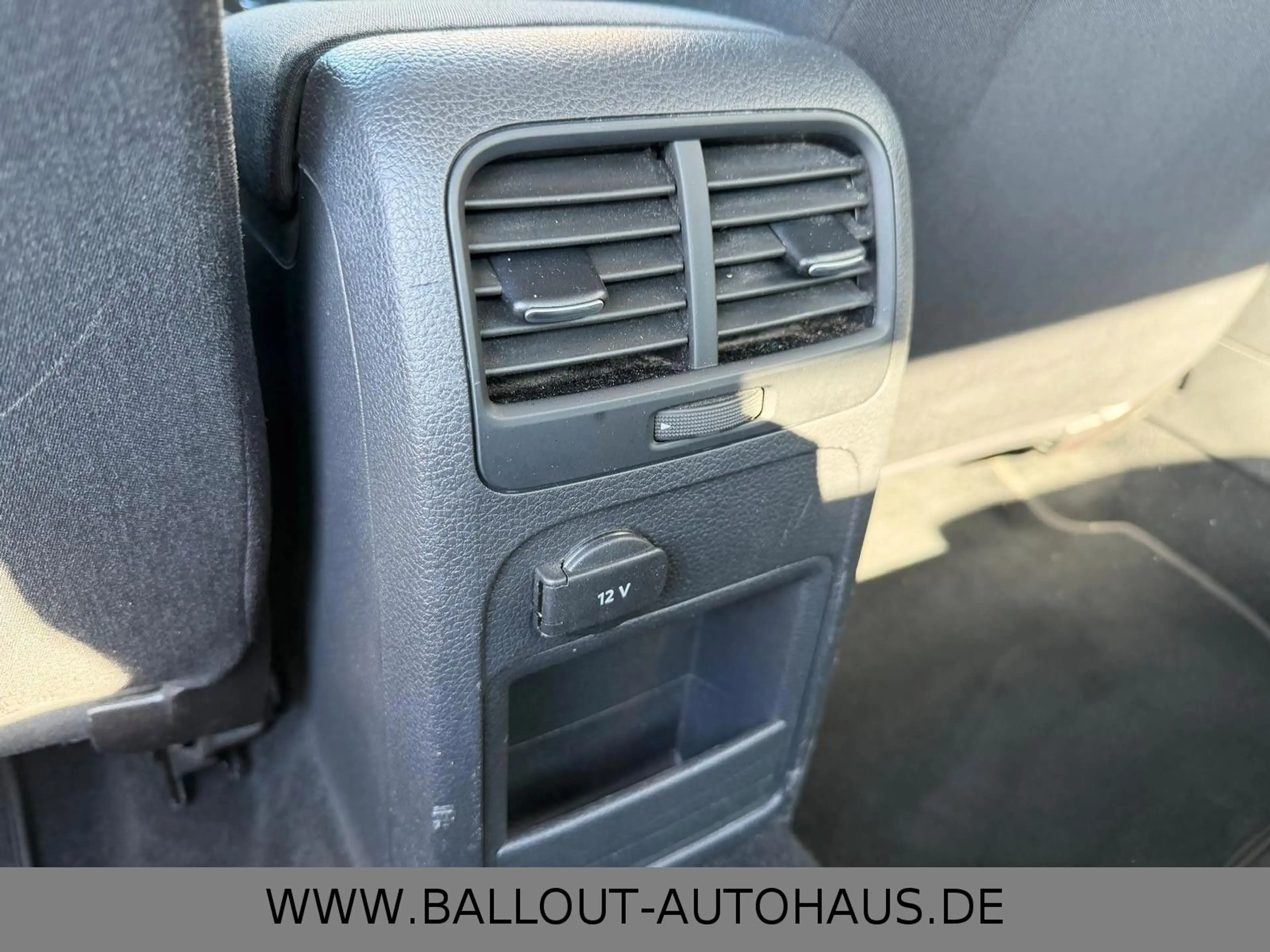 Volkswagen Jetta VI*1.HAND*KLIMA*SITZHEIZUNG*HU NEU* — photo 15