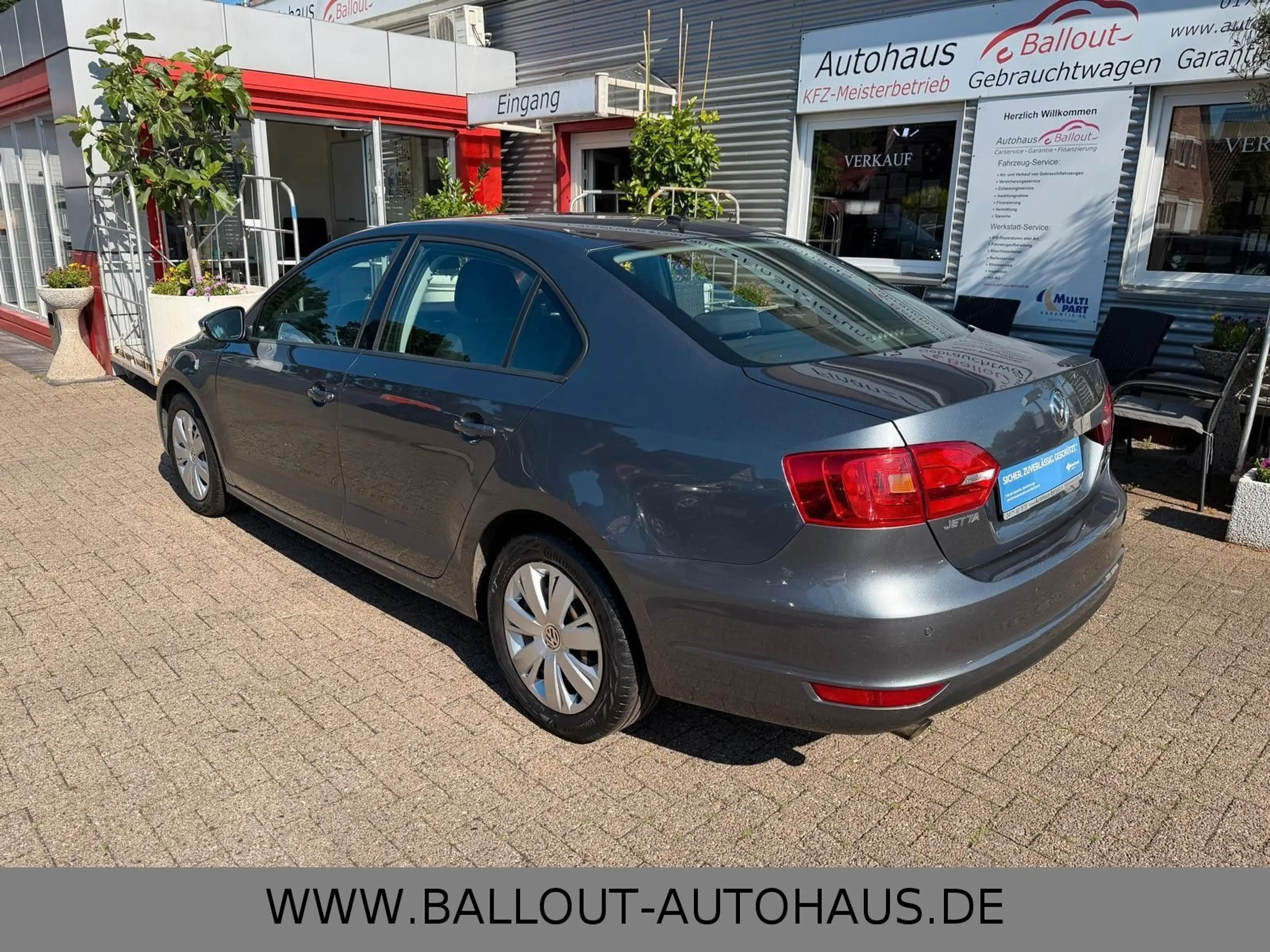 Volkswagen Jetta VI*1.HAND*KLIMA*SITZHEIZUNG*HU NEU* — photo 7
