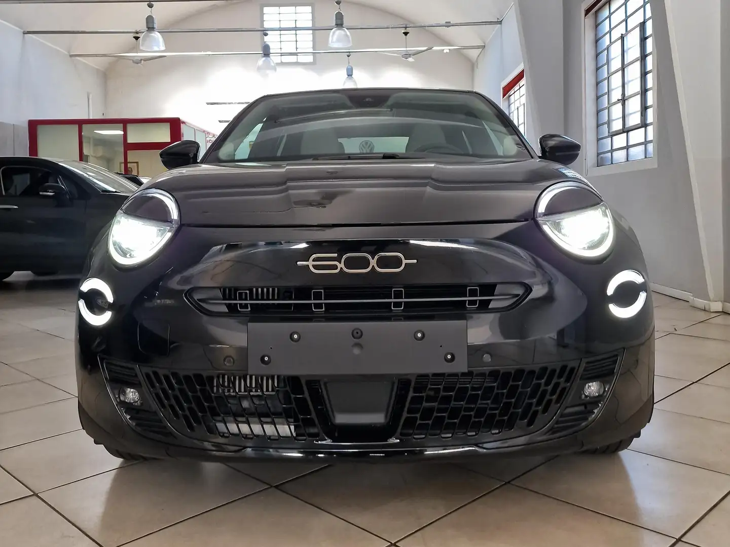 Fiat 600 LA PRIMA 1.2 hybrid CV110 Automatica Nero - 2
