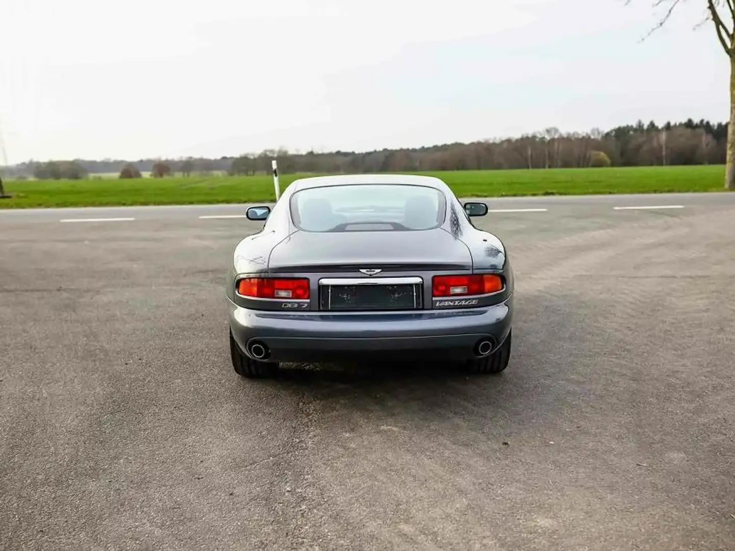 Aston Martin DB7 DB7+GTA+Coupe - 2