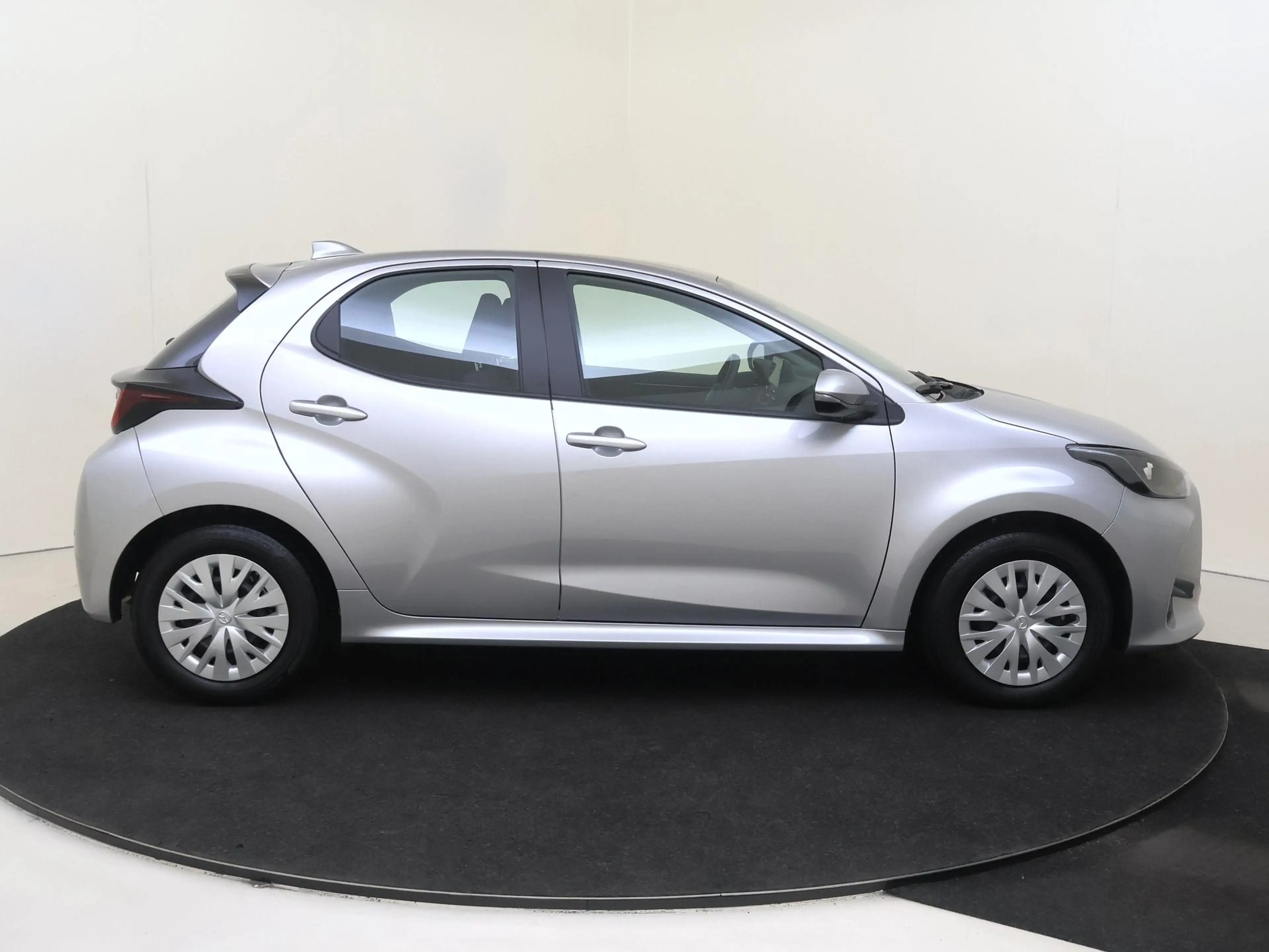 Mazda 2 Hybrid 1.5 Pure | Stoelverwarming | Plus-pakket — photo 9