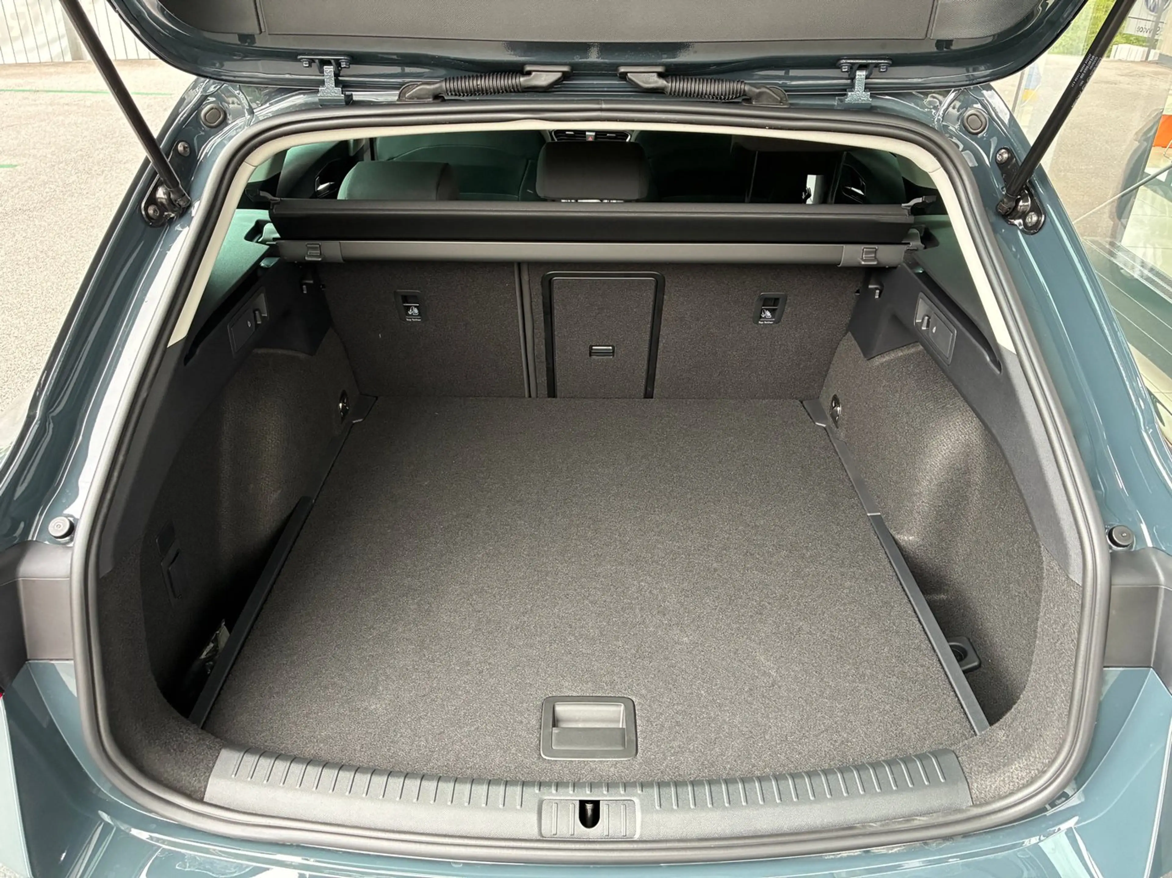 SEAT Leon Style Edition 1.5TSI 115PS — photo 6