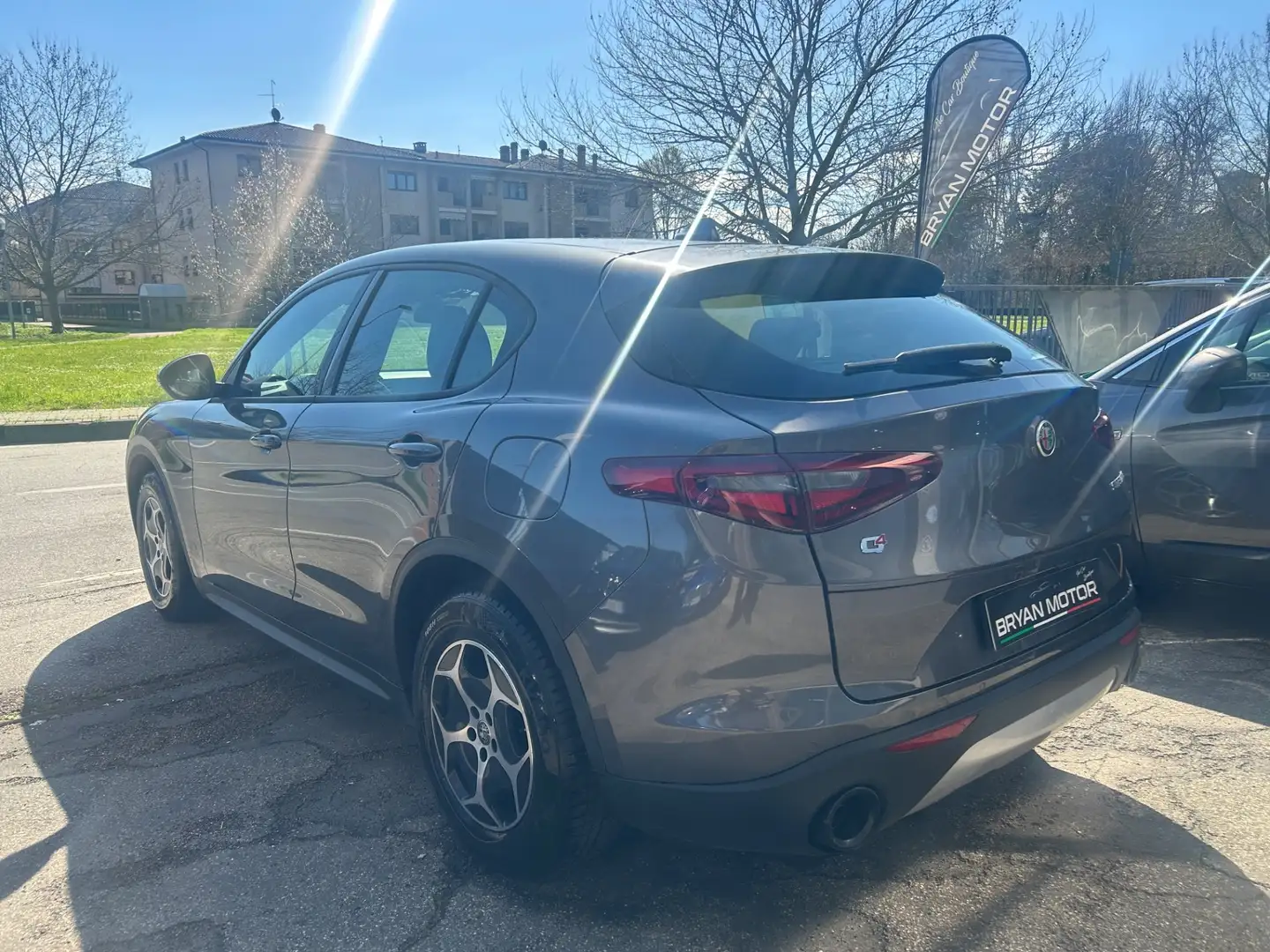 Alfa Romeo Stelvio 2.2 Turbodiesel 190 CV AT8 Q4 Super Business Grijs - 2