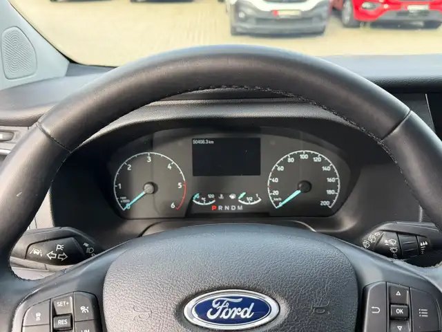 Ford Tourneo Custom view 7