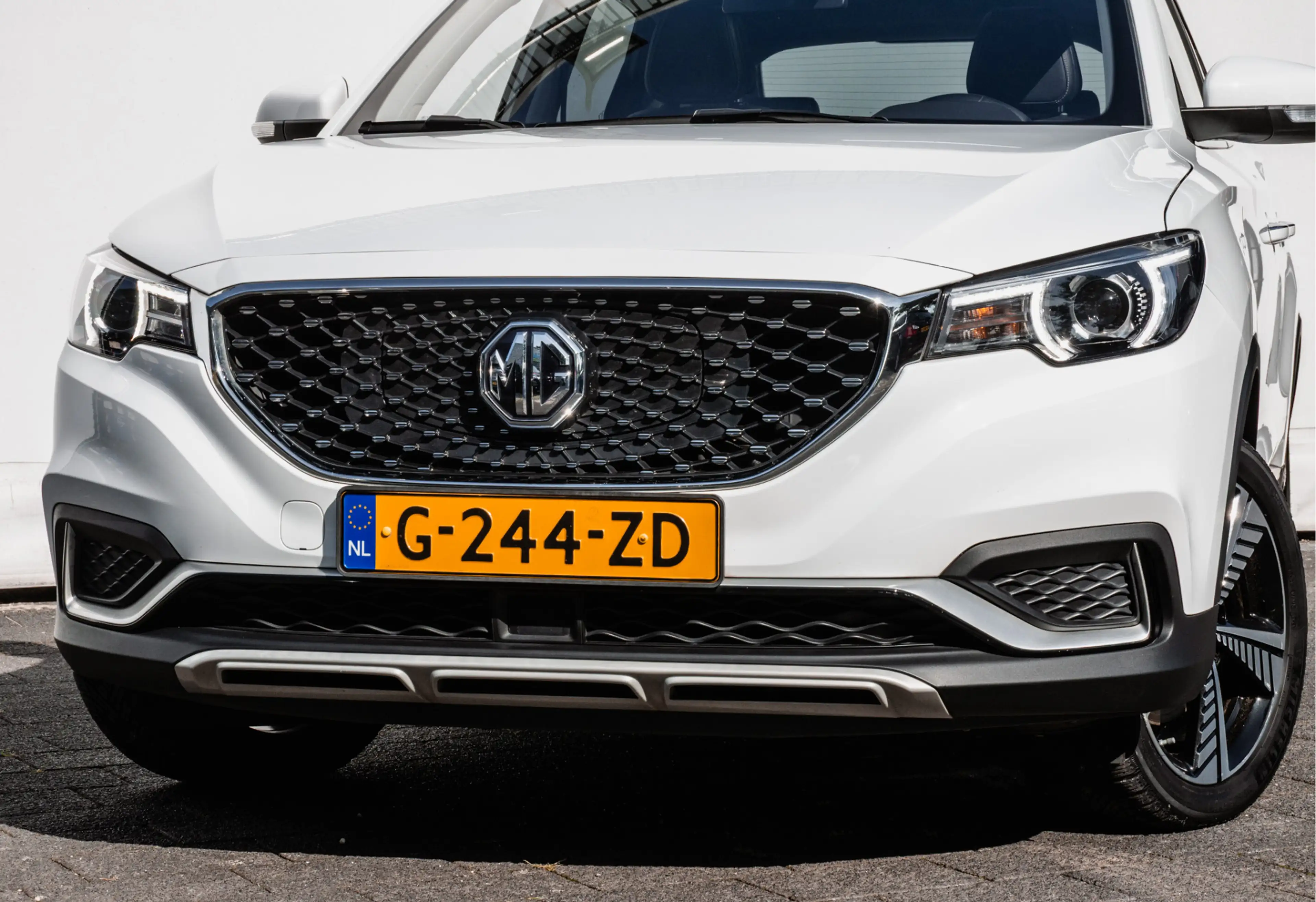 MG ZS EV Luxury 45 kWh SOH 87% Camera/ Elek. panoramadak — photo 2