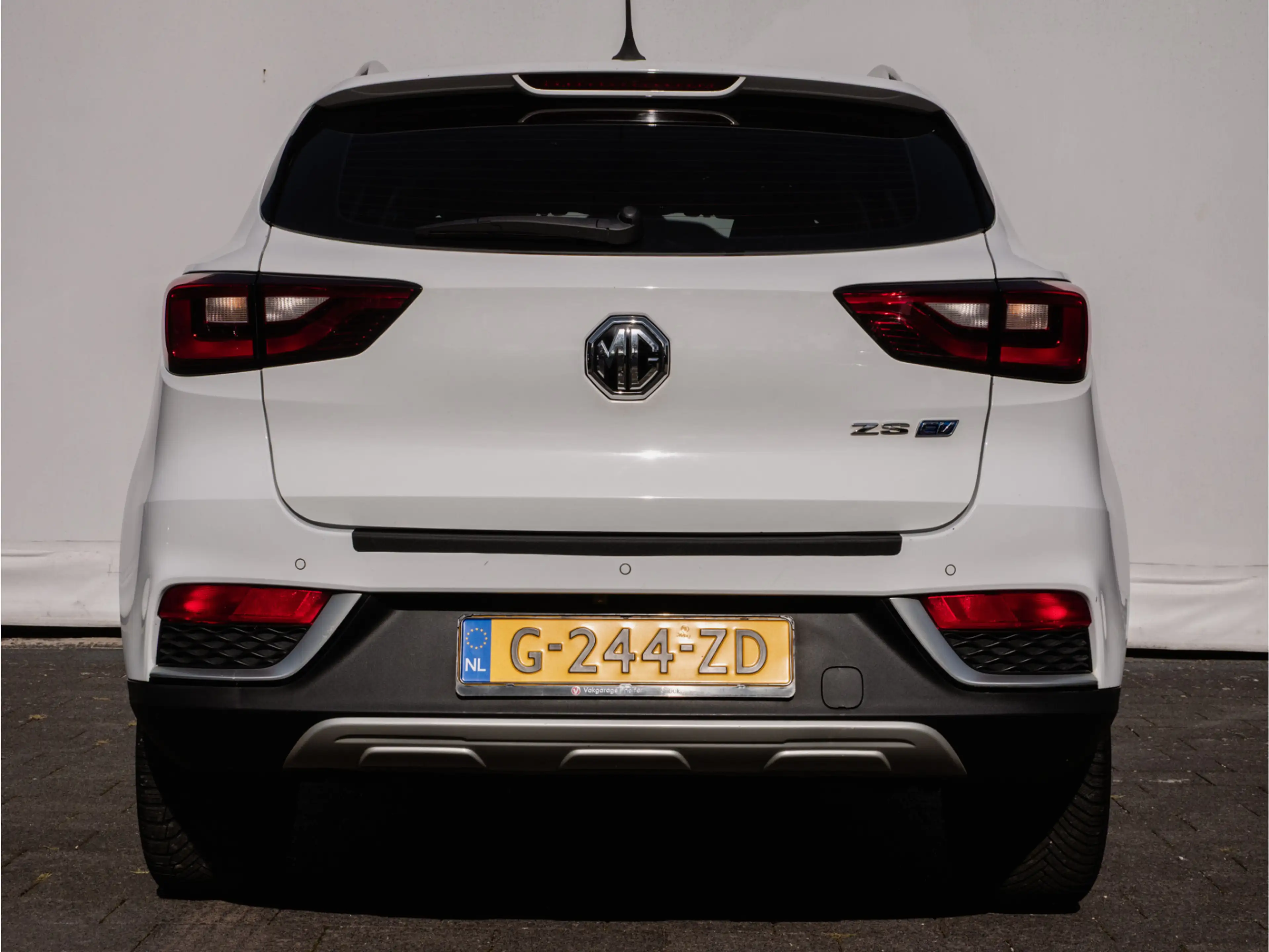 MG ZS EV Luxury 45 kWh SOH 87% Camera/ Elek. panoramadak — photo 9